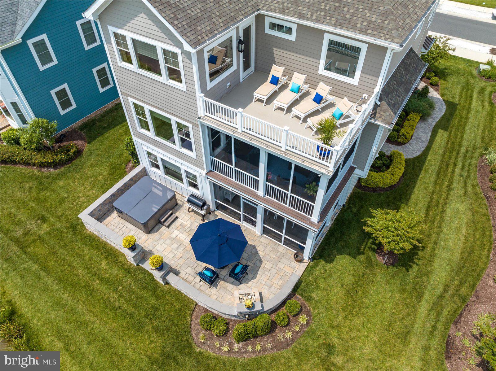 BAYSIDE - Residential