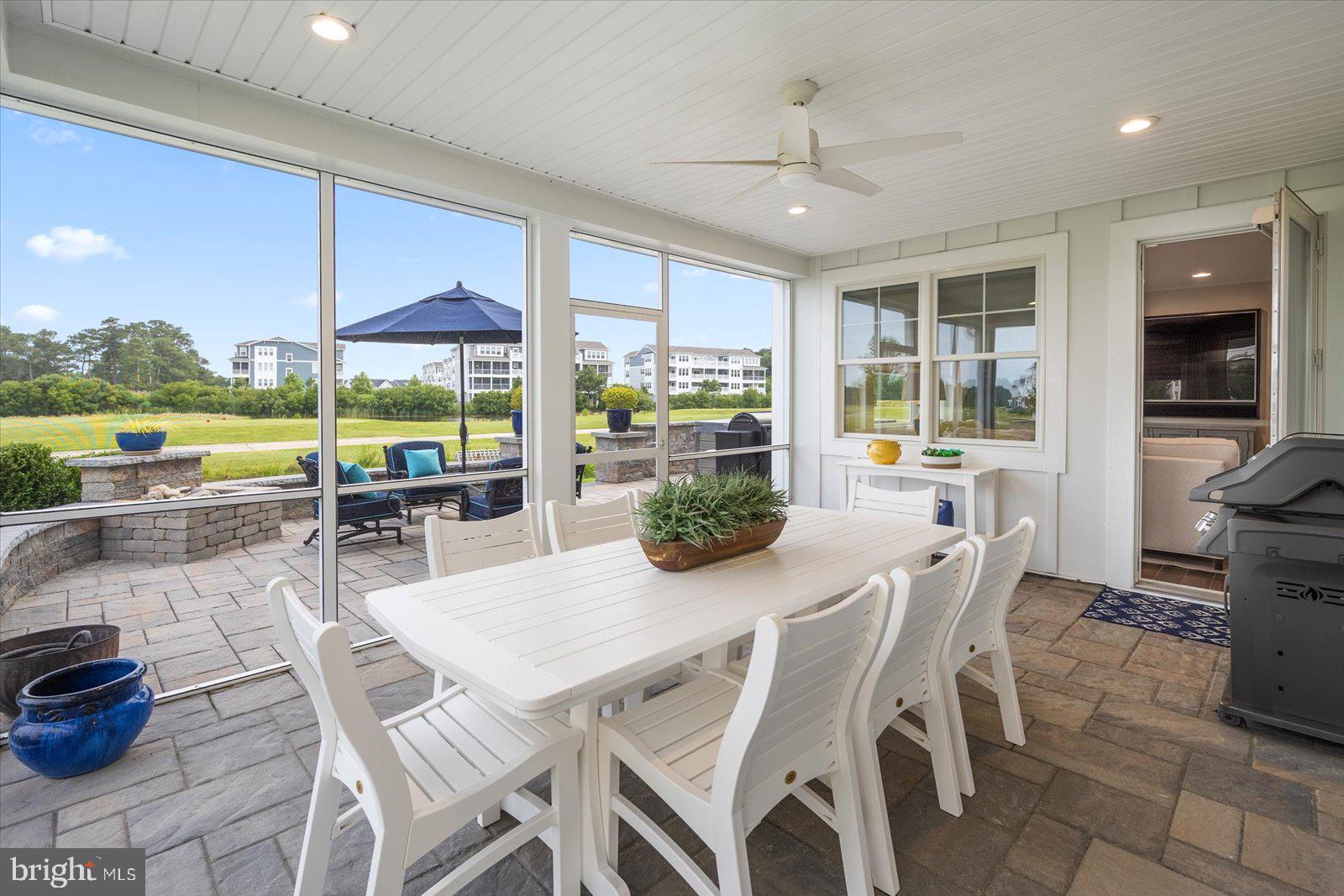 BAYSIDE - Residential