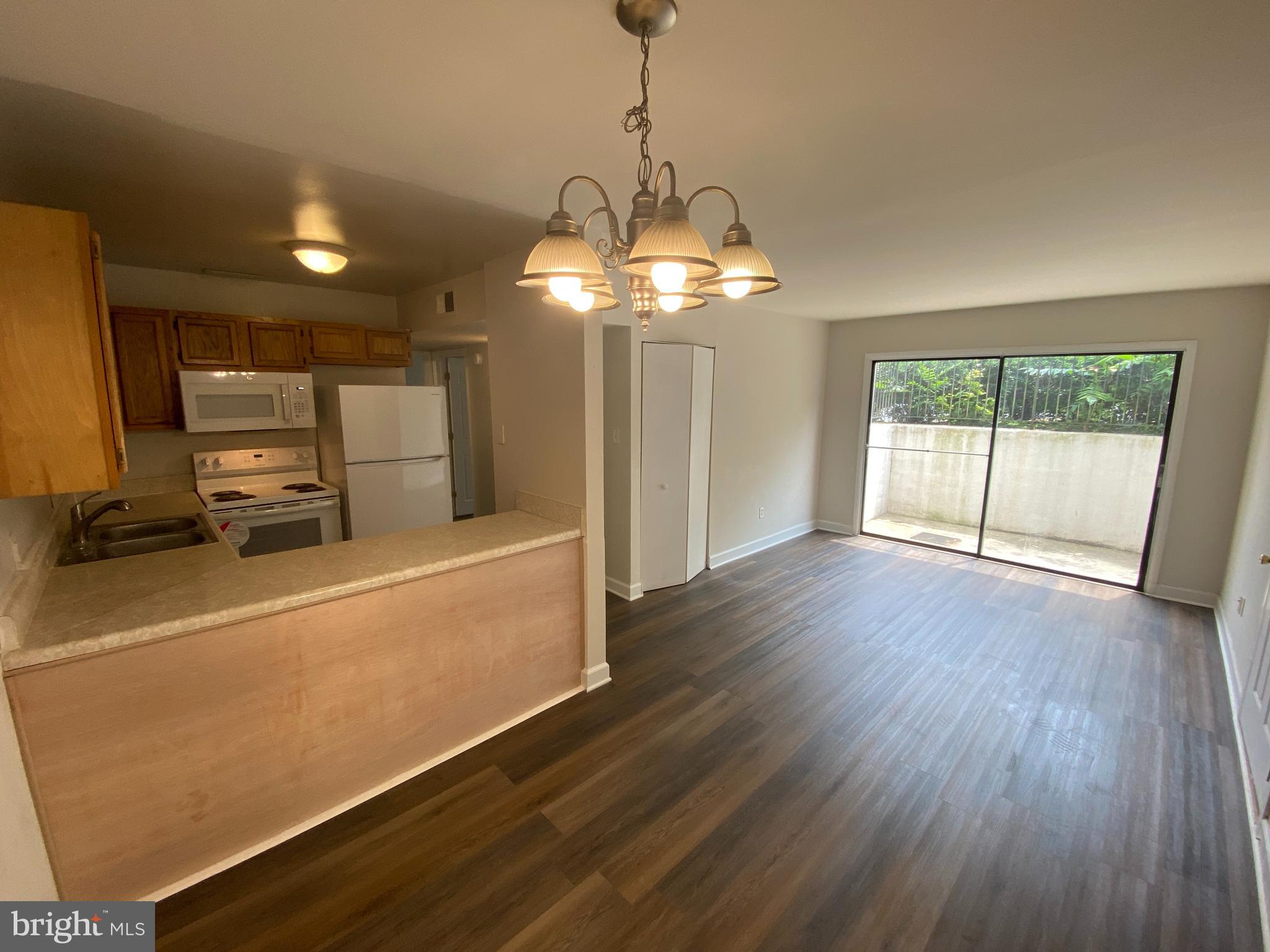 BERRY STREET CONDOMINIUMS - Residential Lease