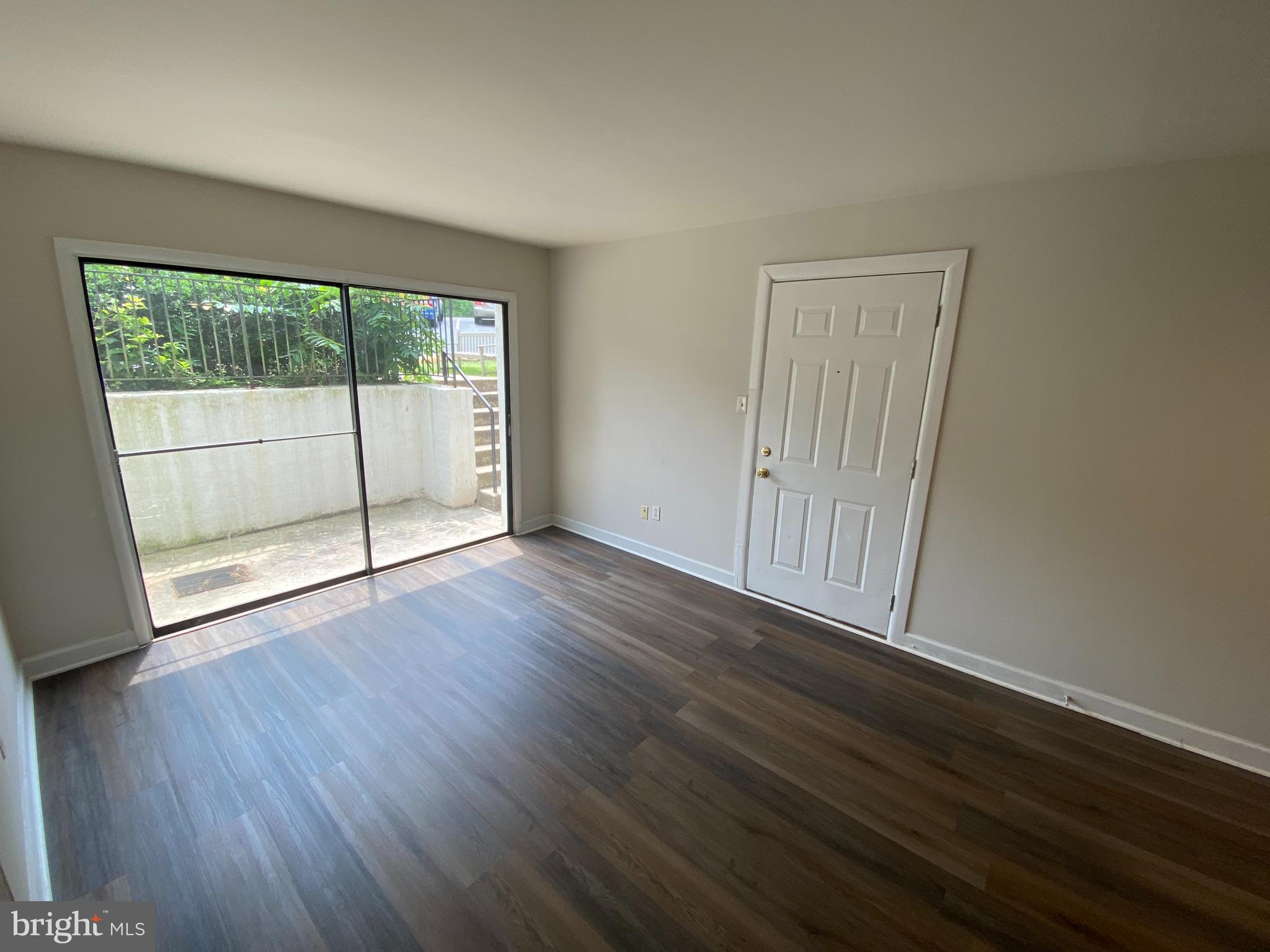 BERRY STREET CONDOMINIUMS - Residential Lease