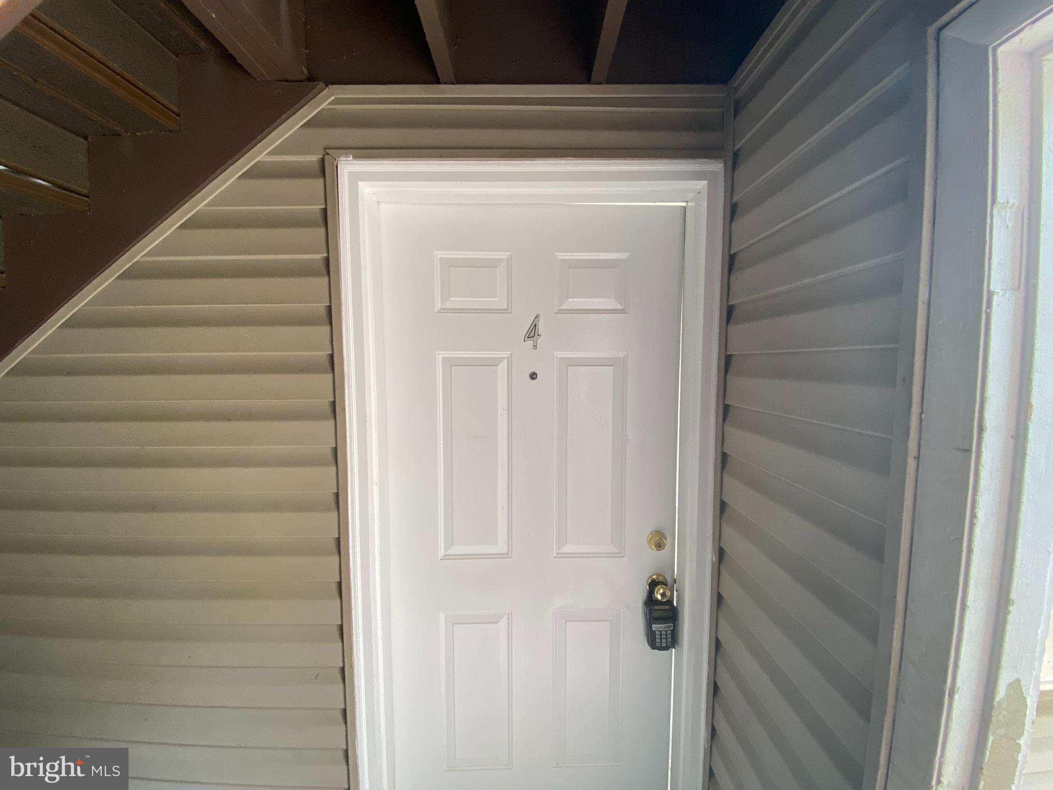 BERRY STREET CONDOMINIUMS - Residential Lease