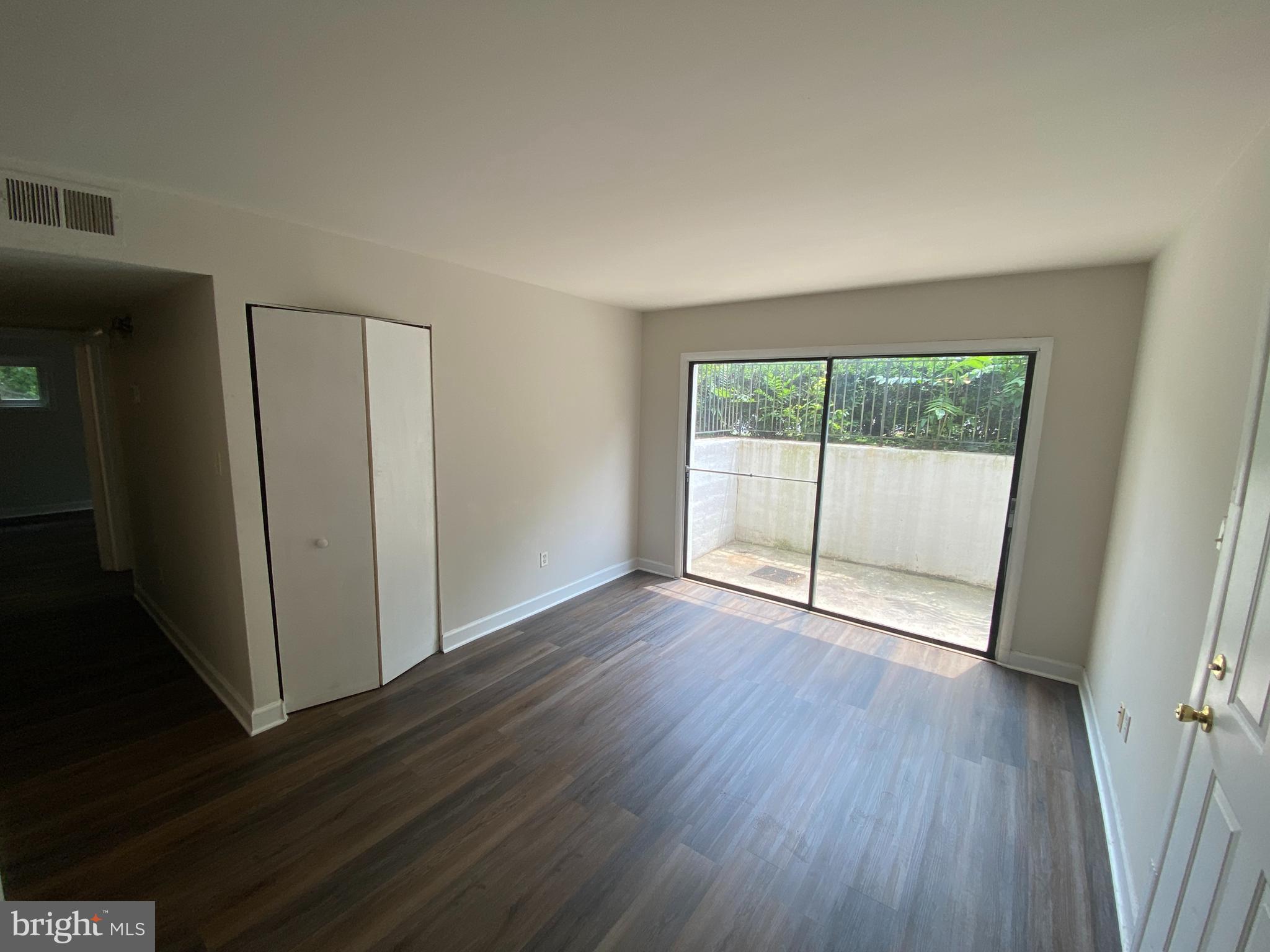 BERRY STREET CONDOMINIUMS - Residential Lease