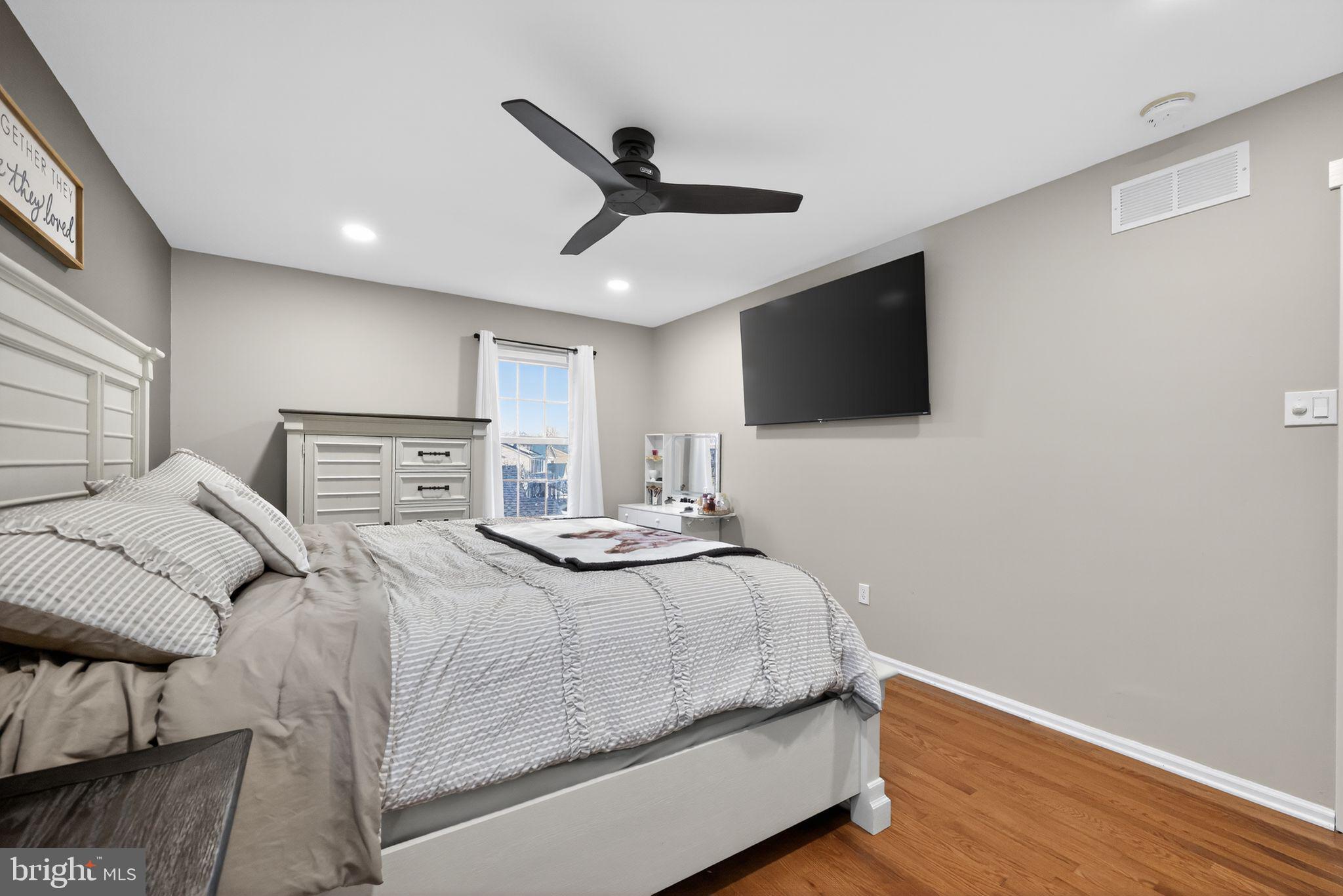 GEORGETOWN - Residential