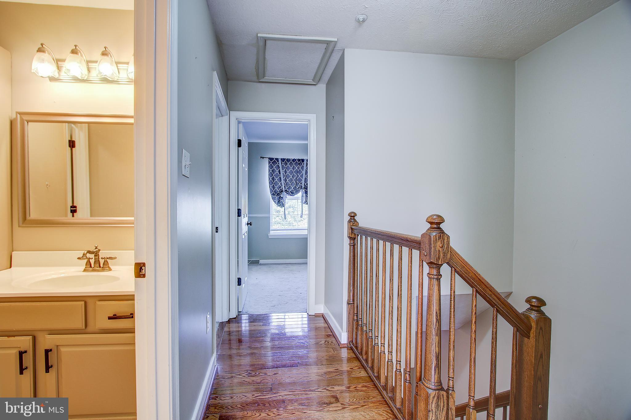 PINEY RIDGE VILLAGE - Residential Lease