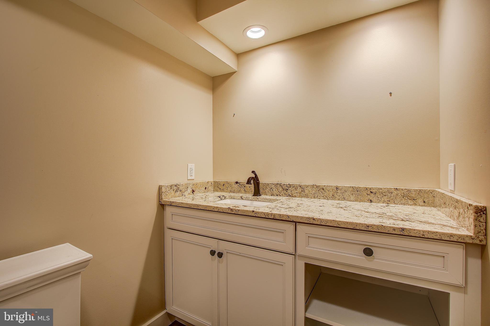 PINEY RIDGE VILLAGE - Residential Lease