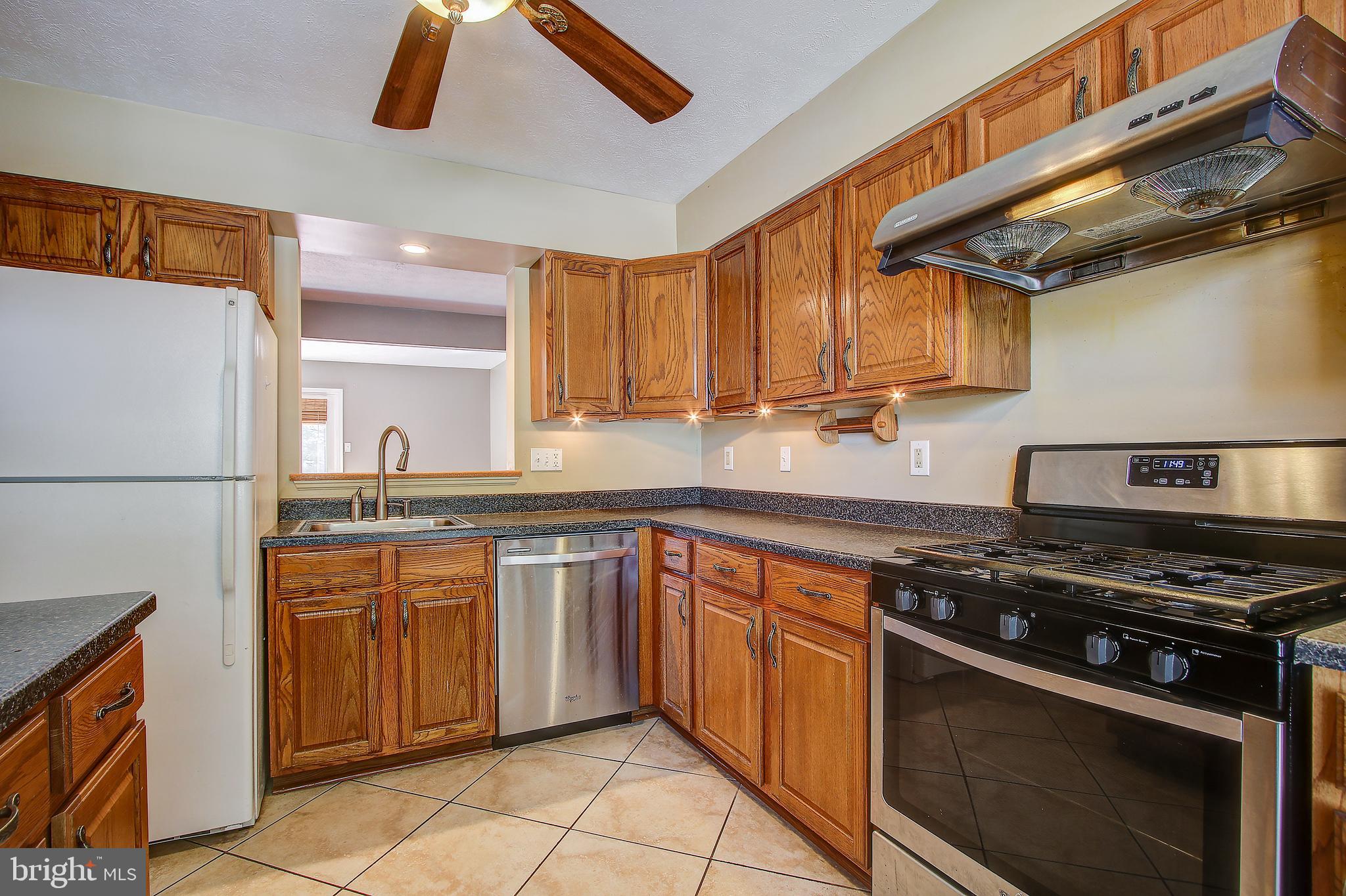 PINEY RIDGE VILLAGE - Residential Lease