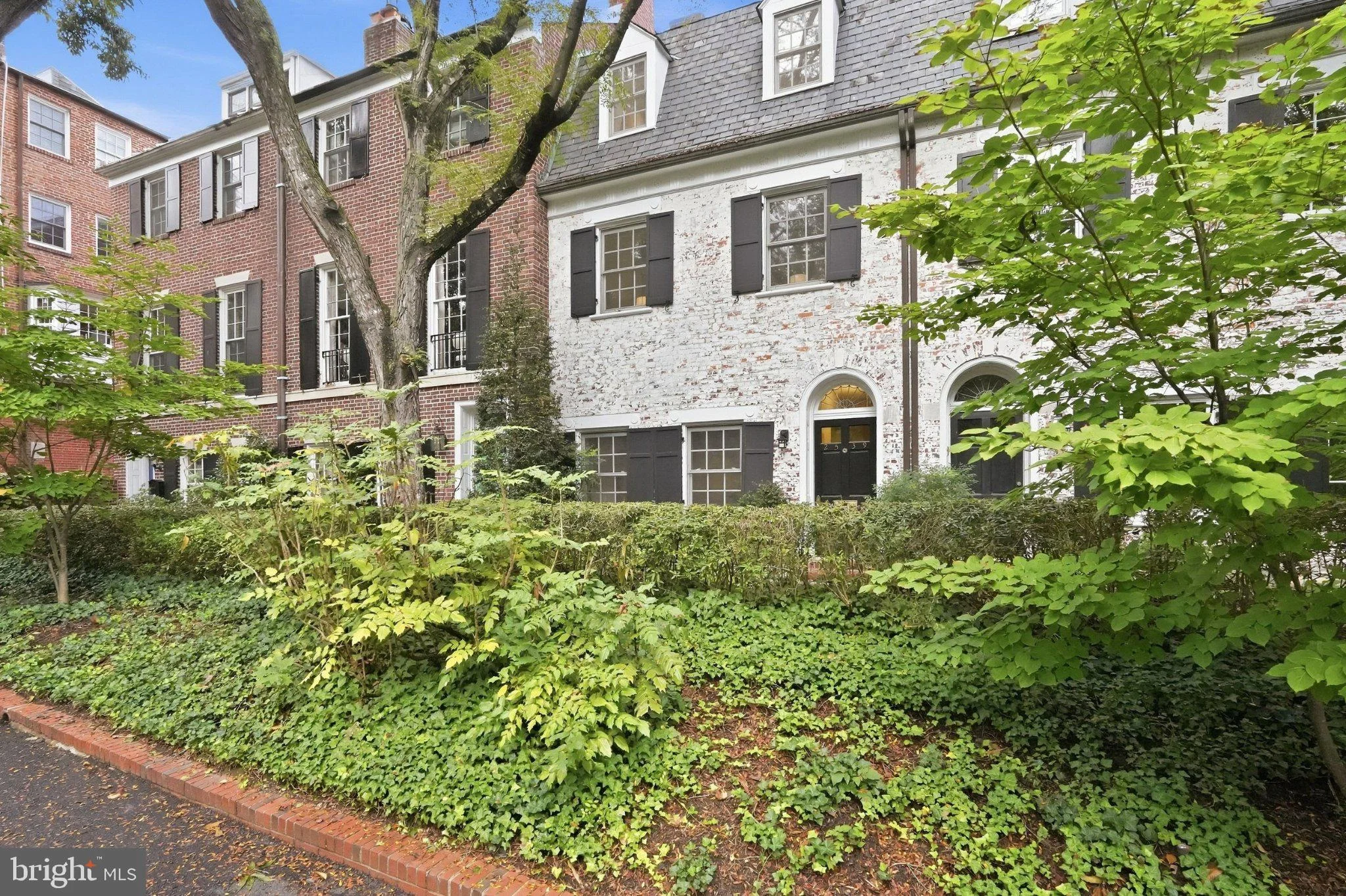 2539 Waterside Drive NW, Washington, DC 20008