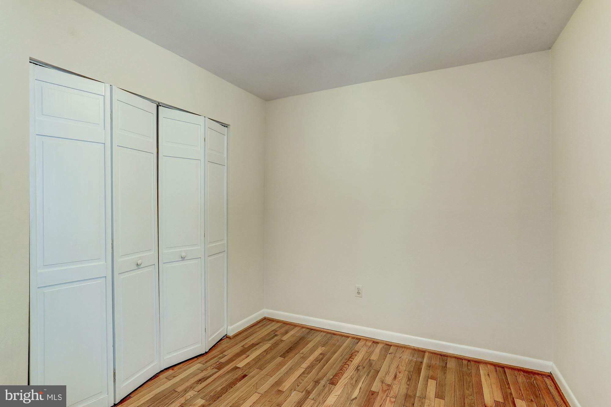 RESTON - Residential Lease