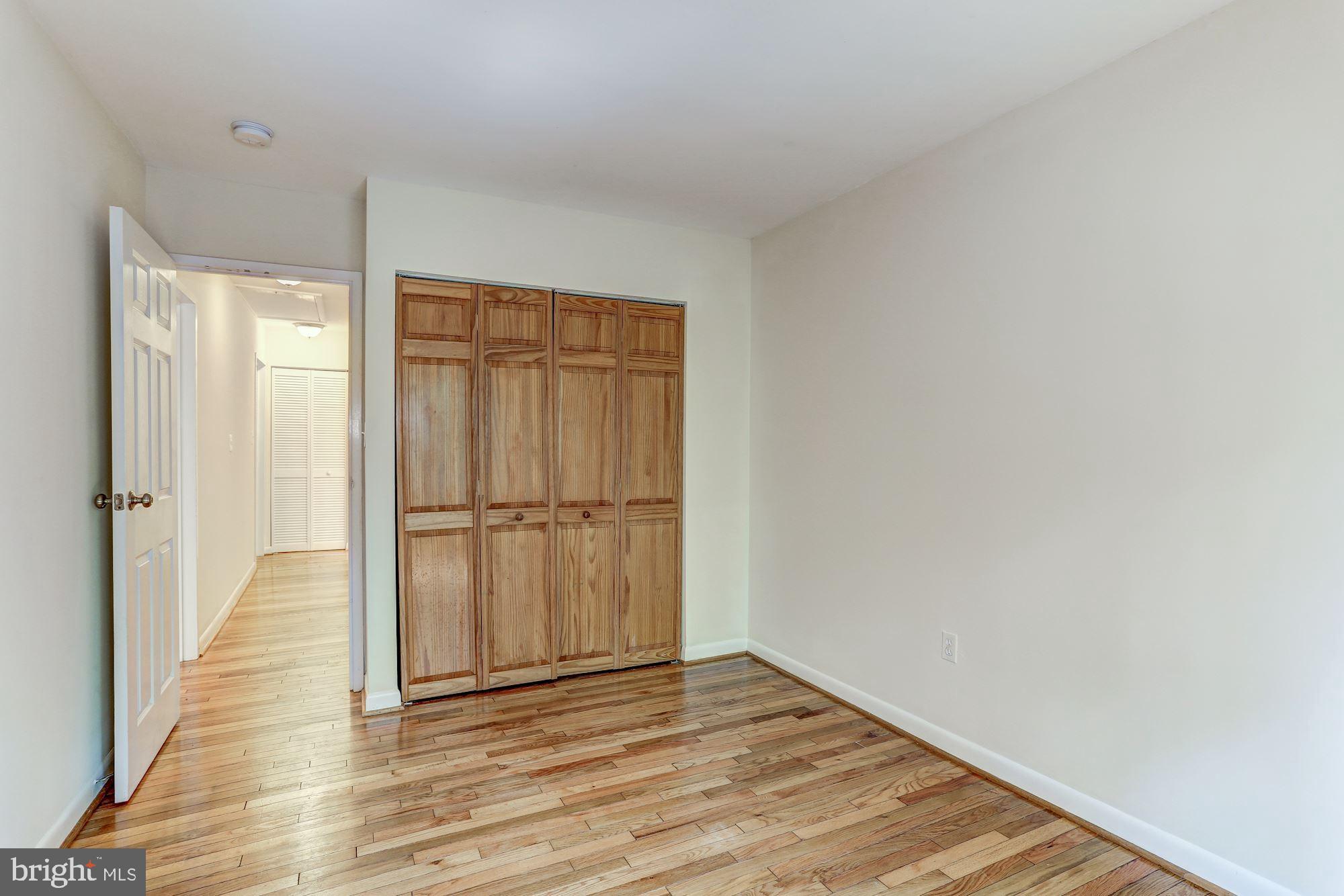 RESTON - Residential Lease