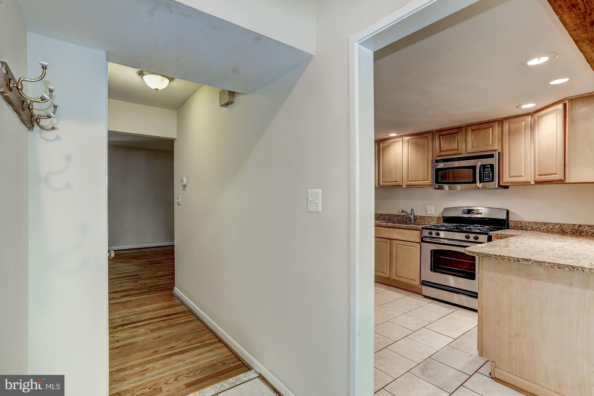 RESTON - Residential Lease