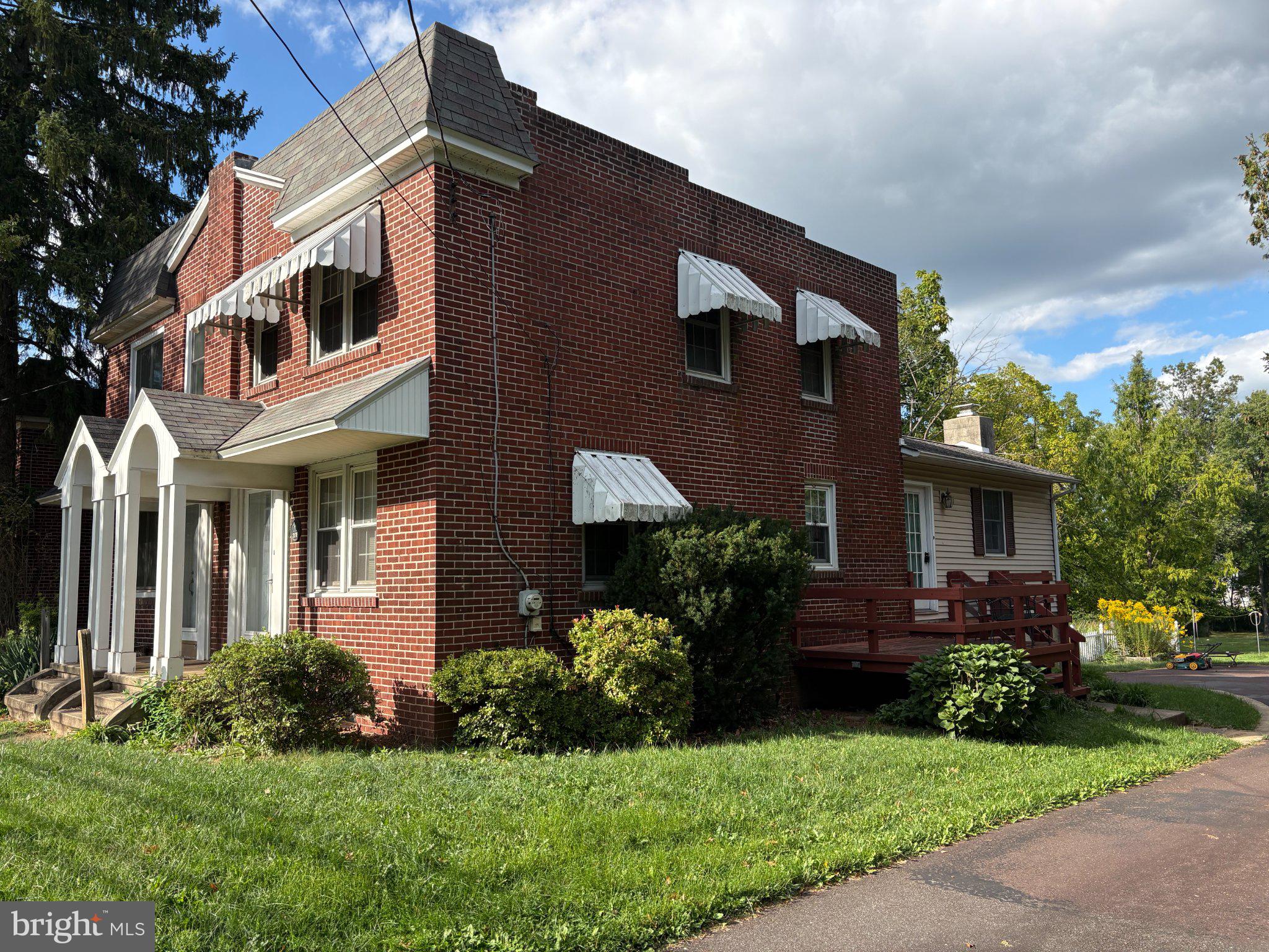 2715 COWPATH ROAD