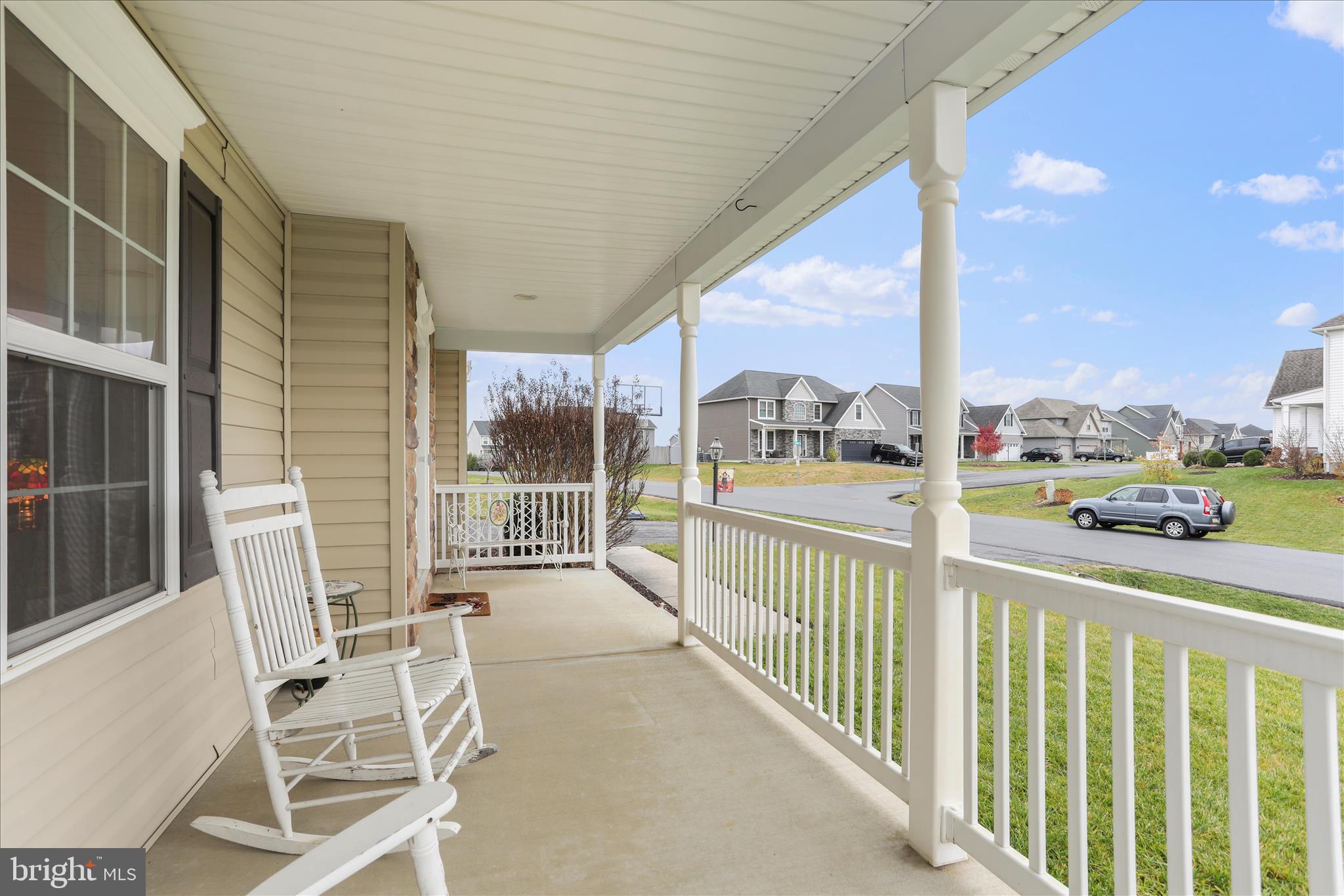 ROLLING HILLS ESTATES - Residential