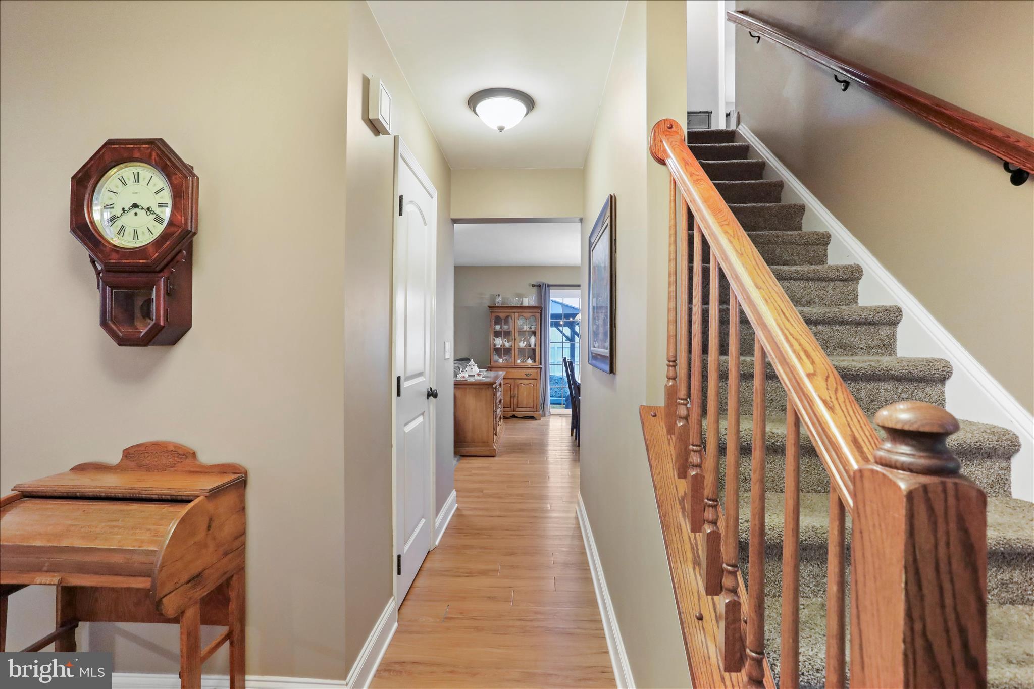 ROLLING HILLS ESTATES - Residential