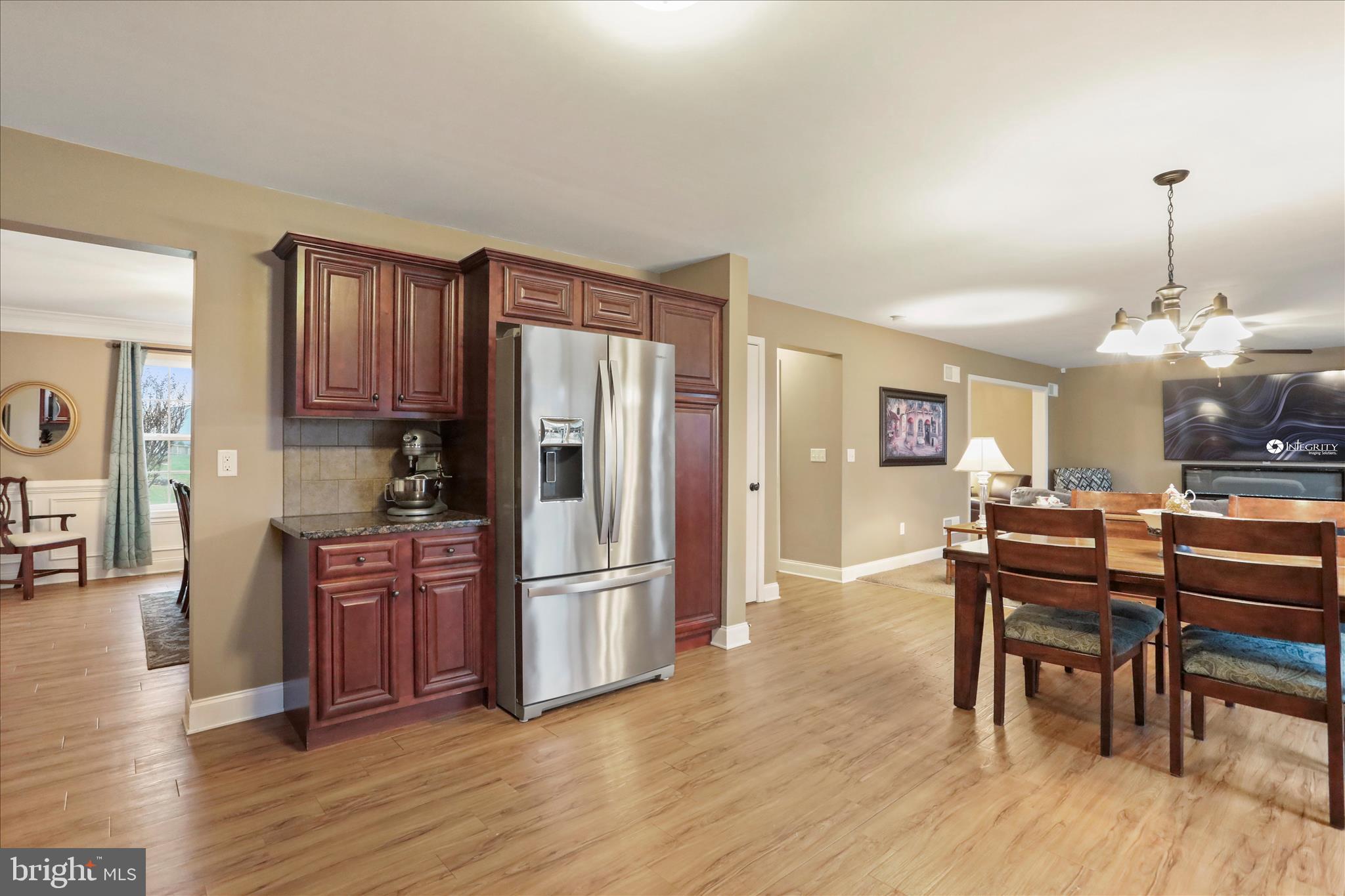 ROLLING HILLS ESTATES - Residential