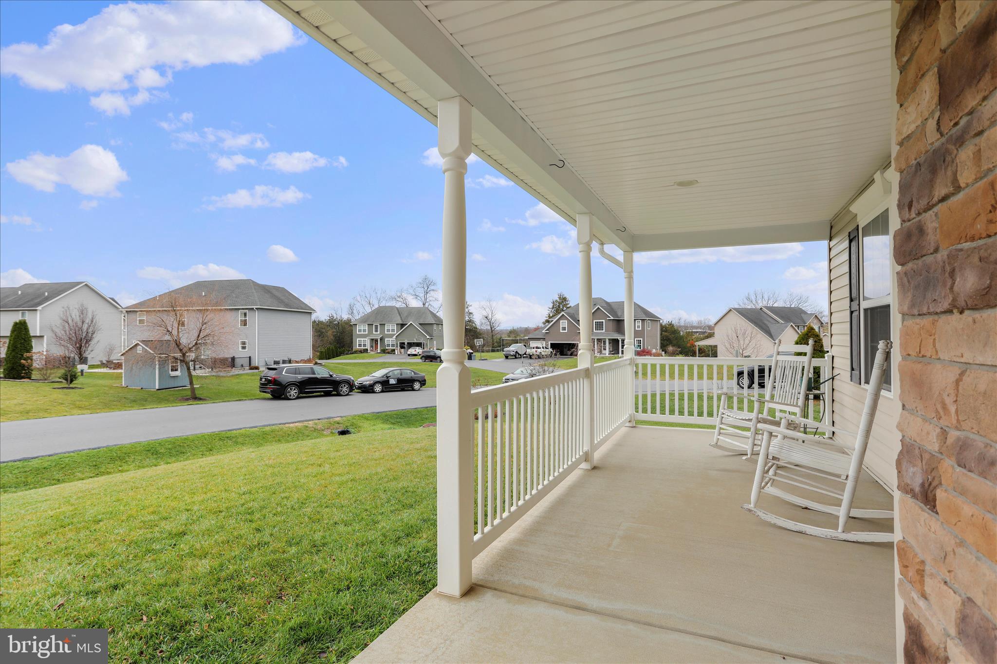 ROLLING HILLS ESTATES - Residential