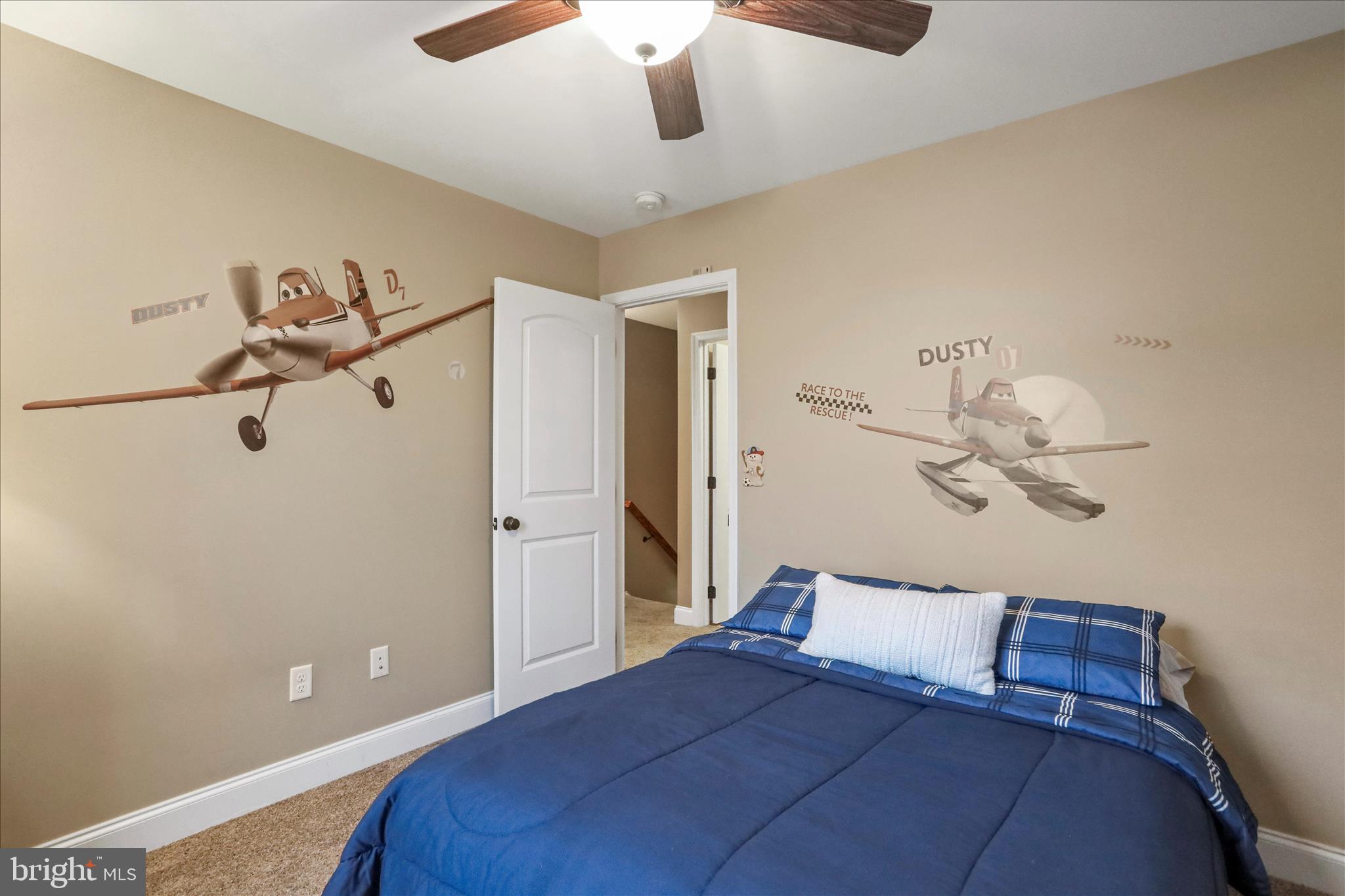 ROLLING HILLS ESTATES - Residential