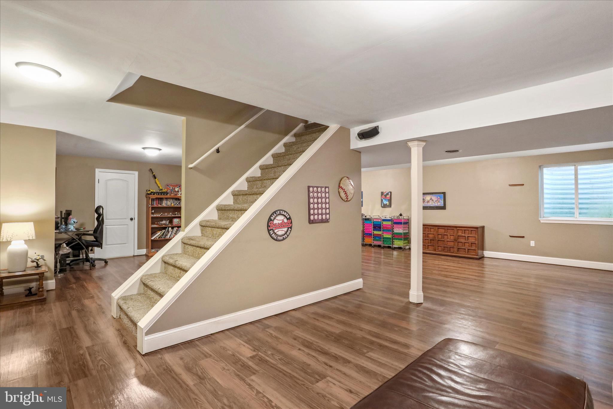 ROLLING HILLS ESTATES - Residential