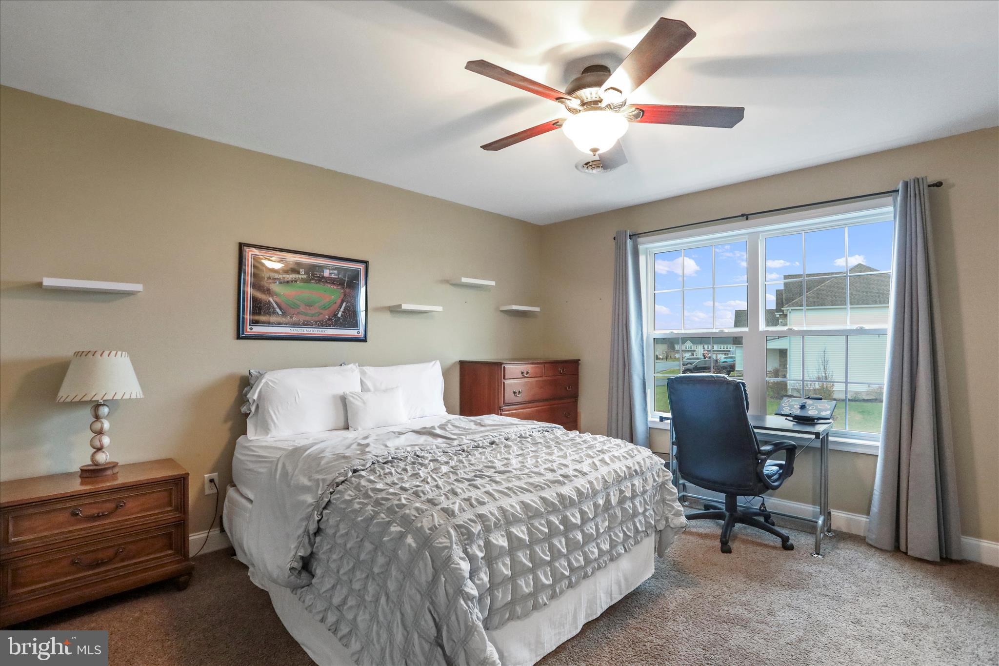 ROLLING HILLS ESTATES - Residential