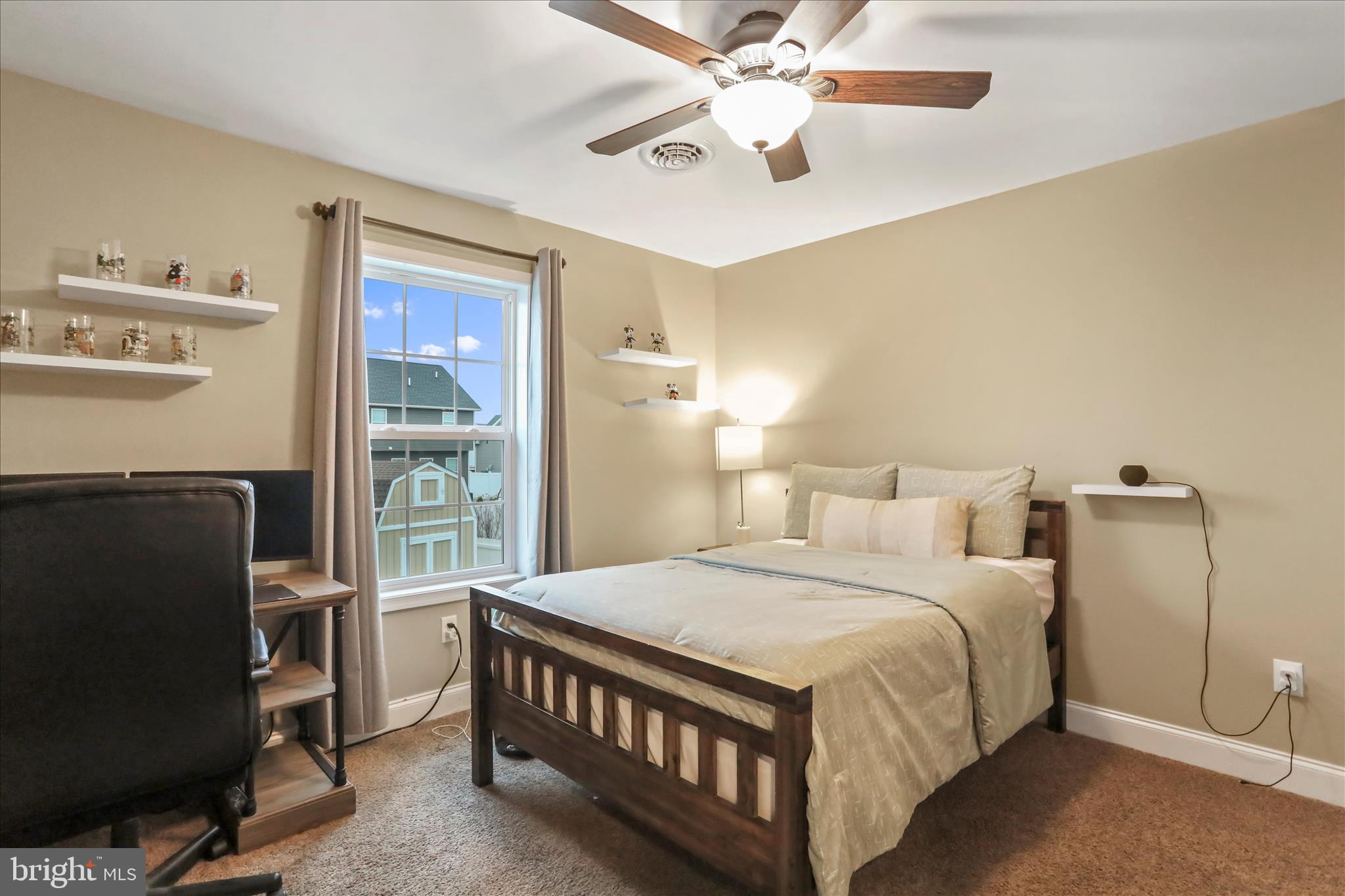 ROLLING HILLS ESTATES - Residential