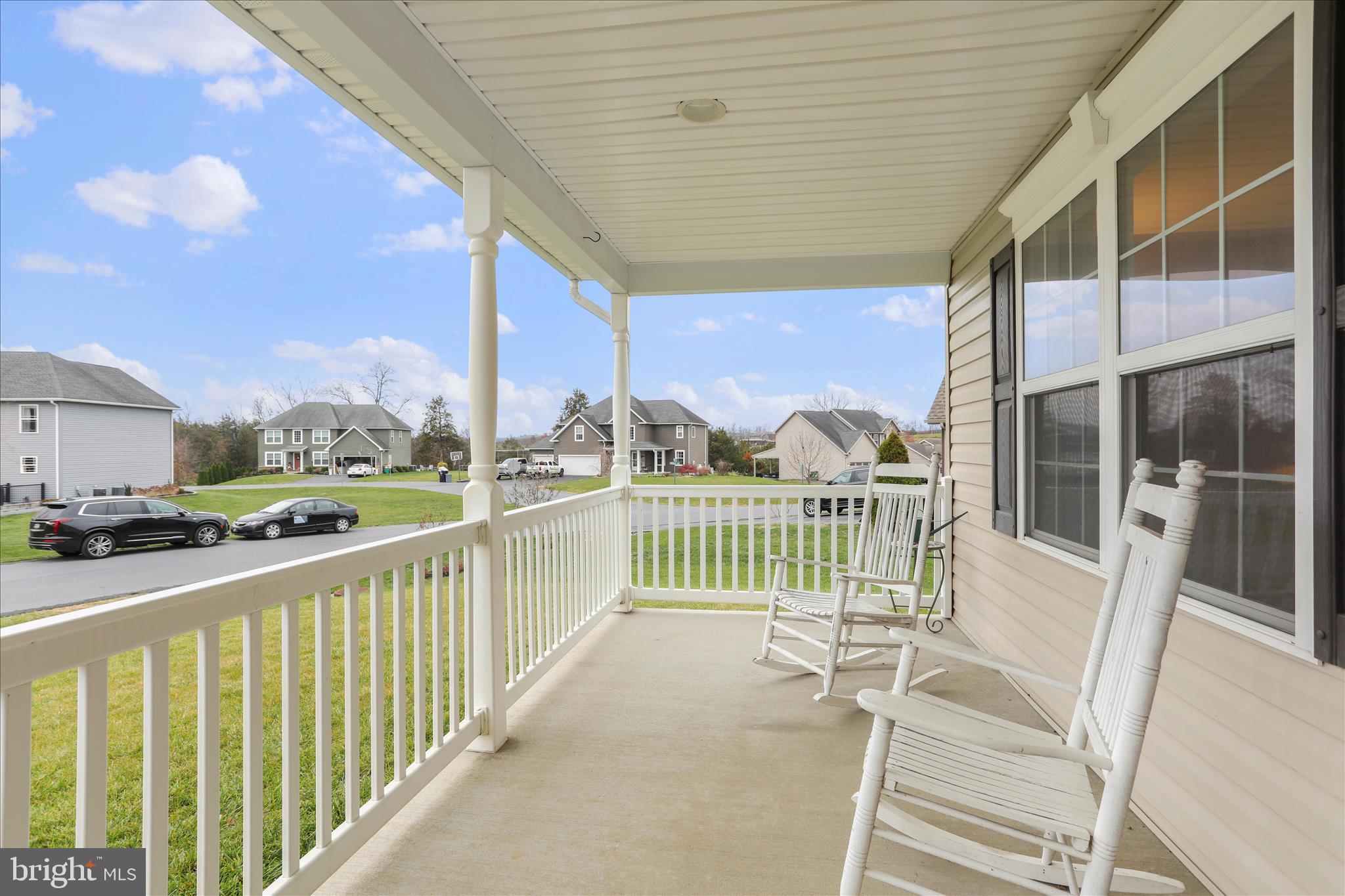 ROLLING HILLS ESTATES - Residential