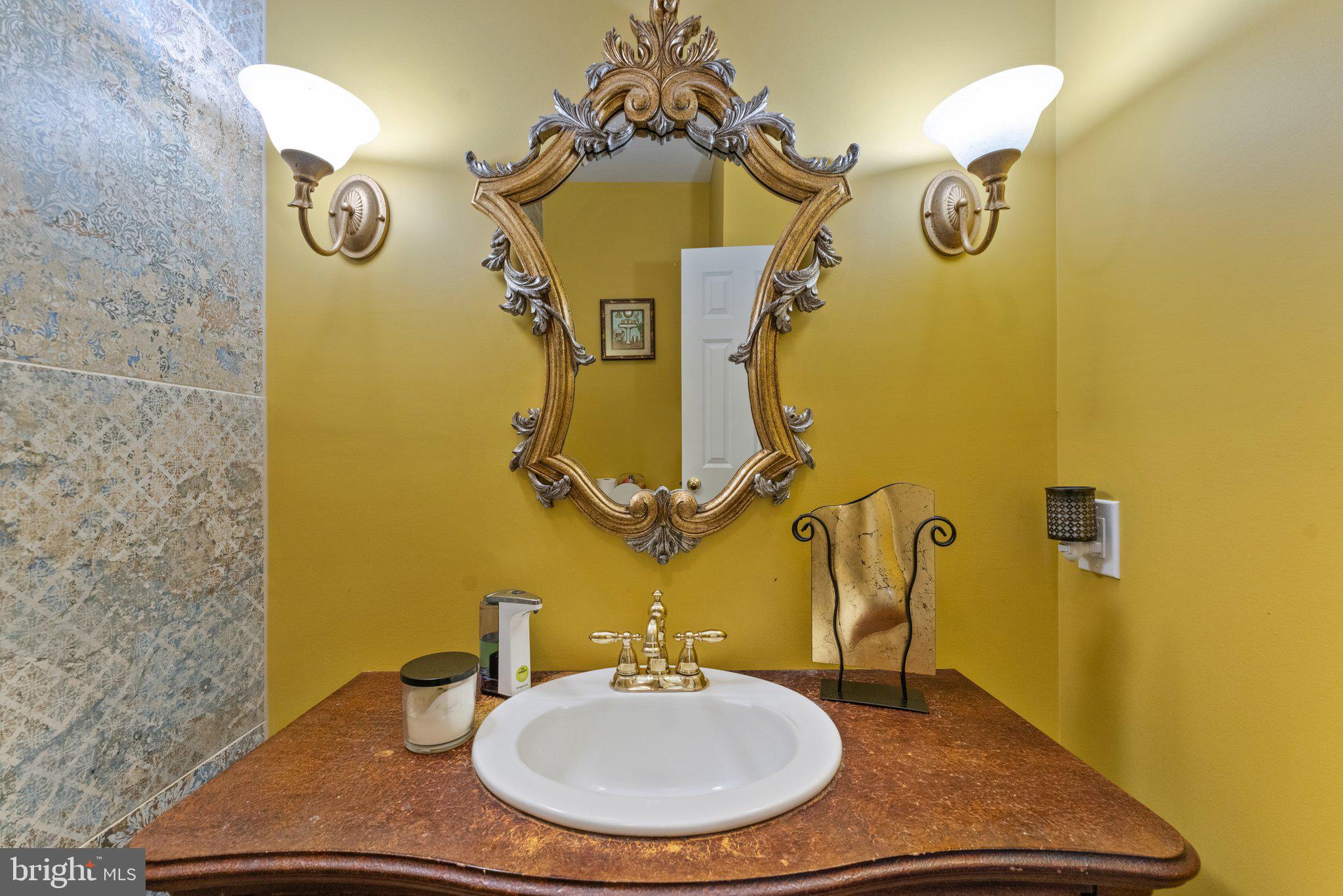 ASHBURN FARM - Residential