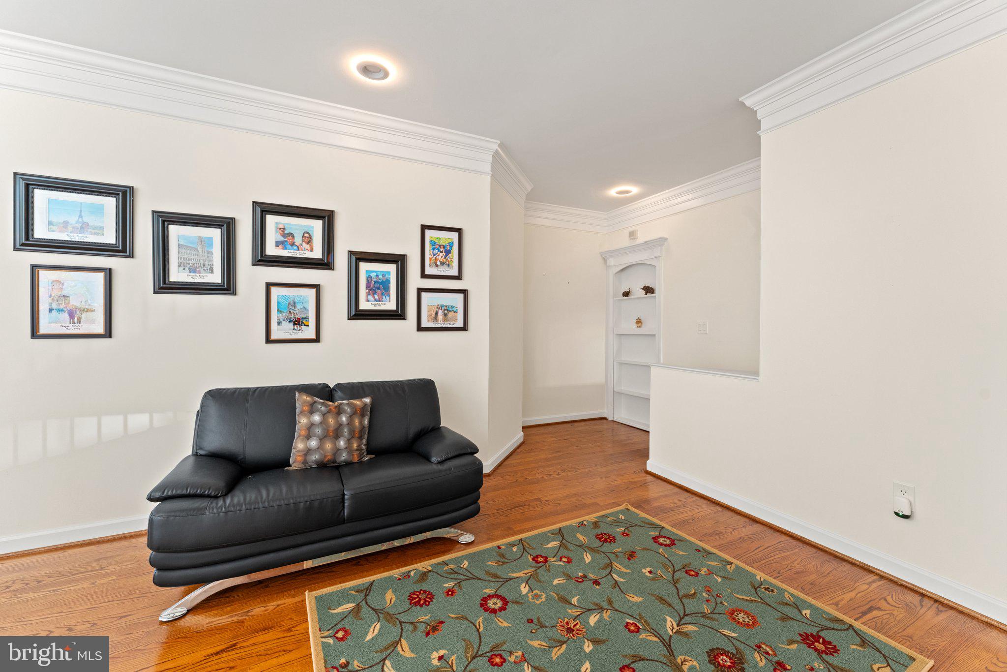 ASHBURN FARM - Residential