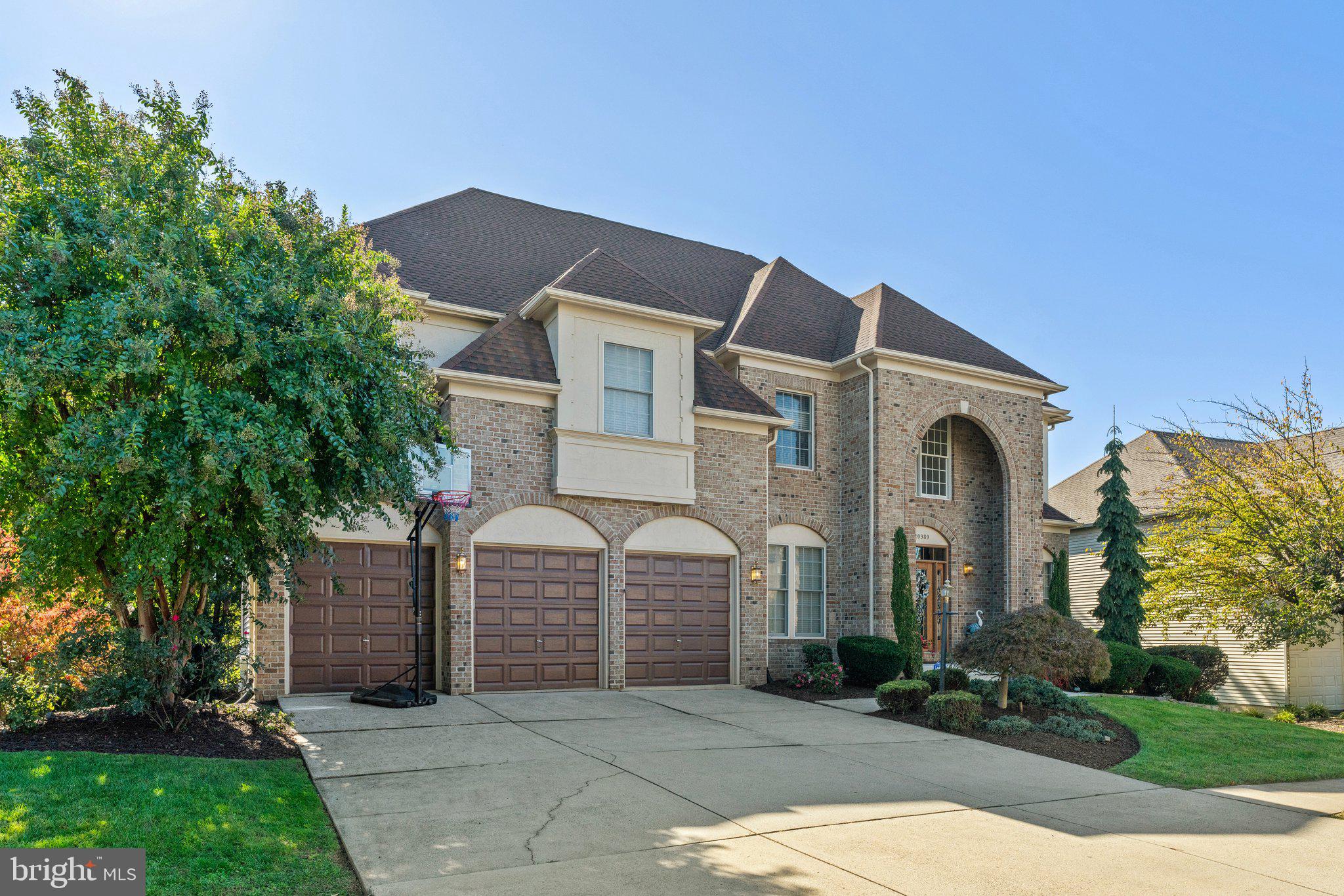 ASHBURN FARM - Residential