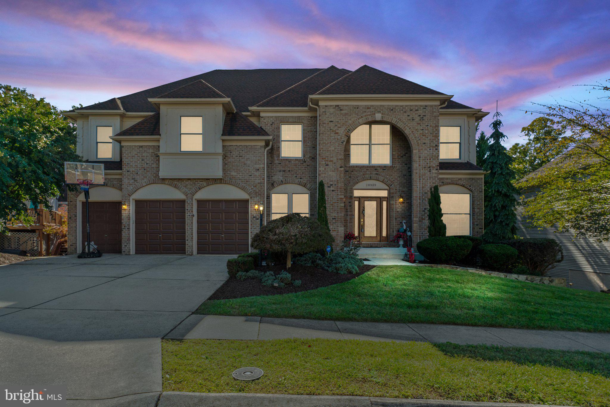 ASHBURN FARM - Residential