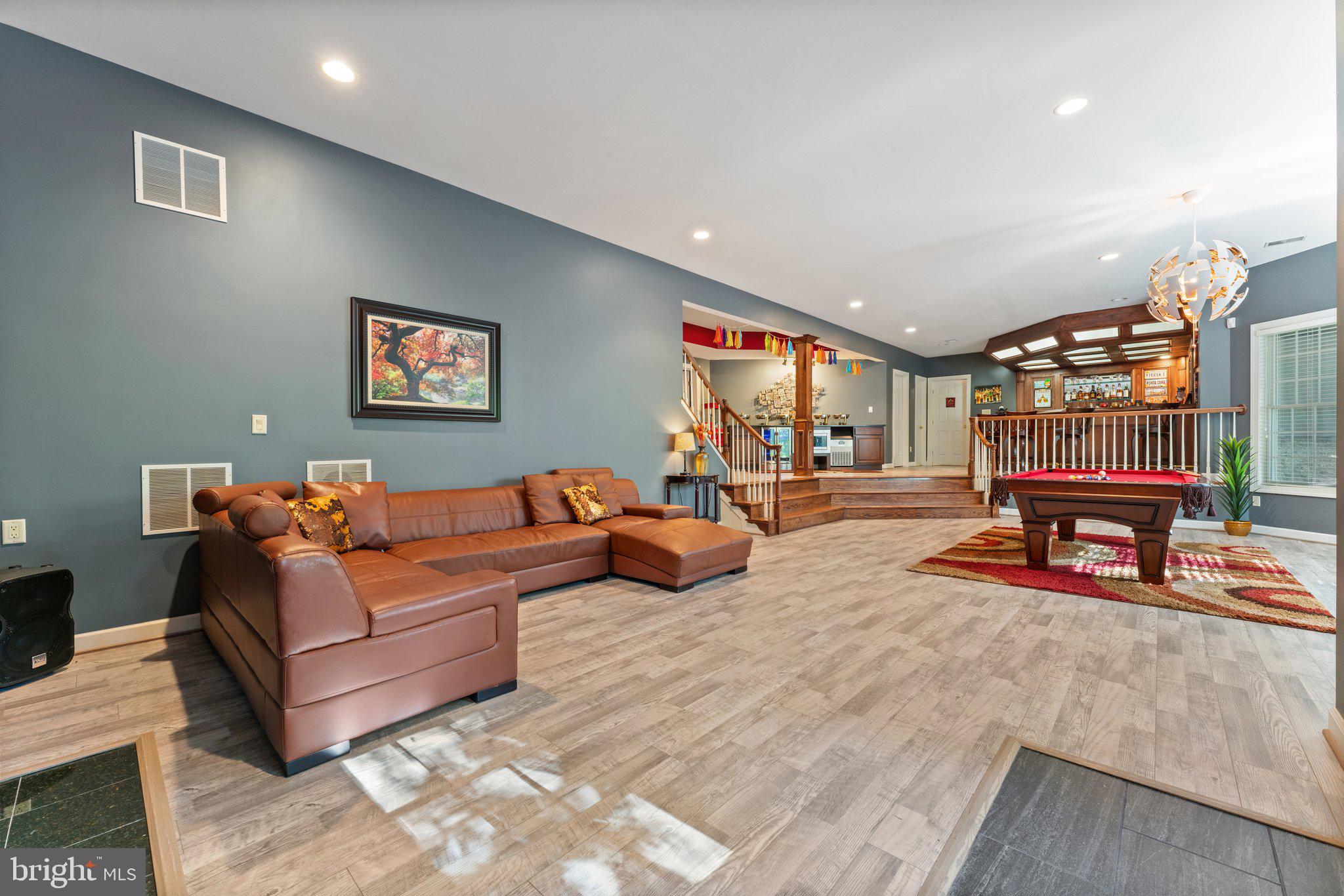 ASHBURN FARM - Residential