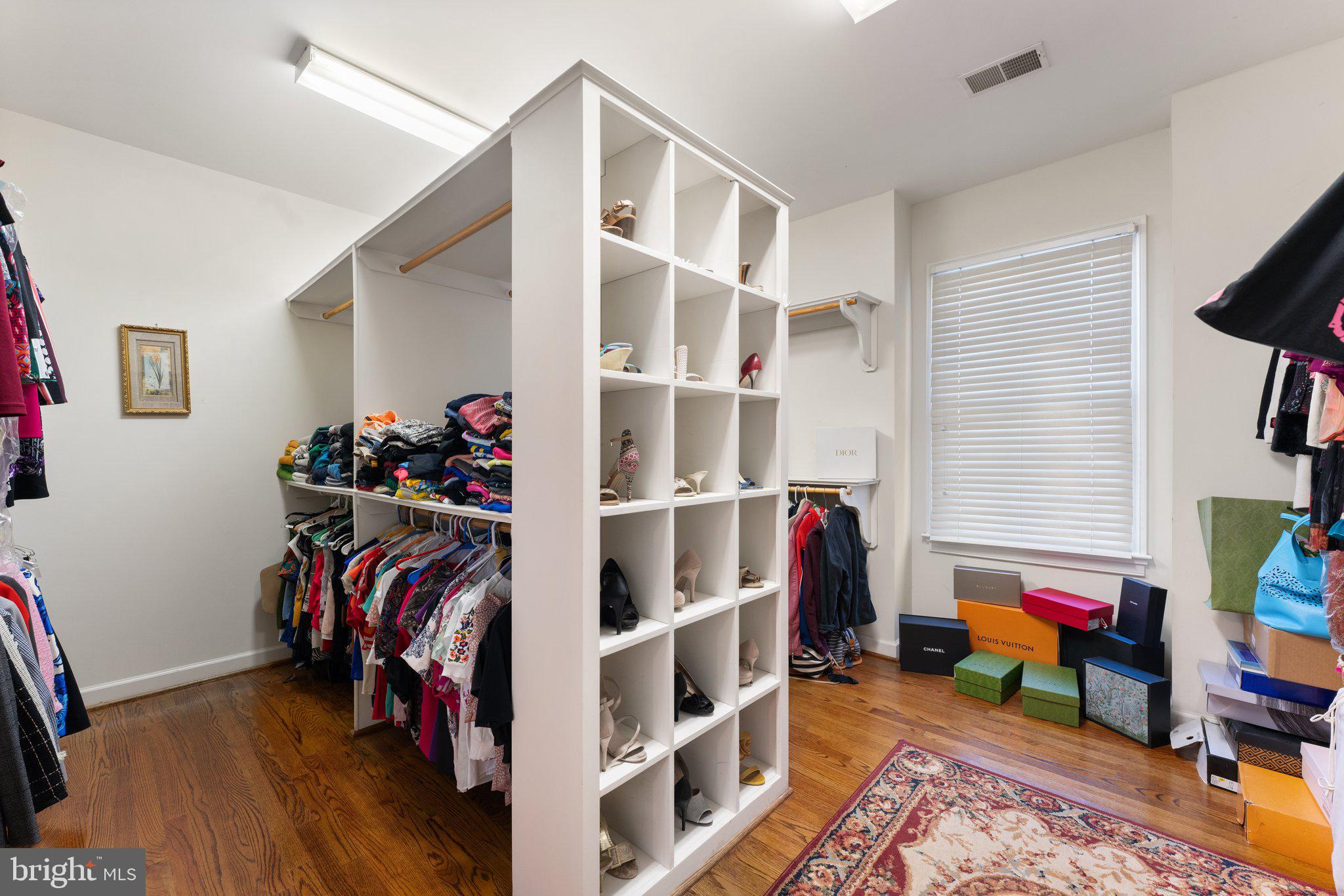 ASHBURN FARM - Residential