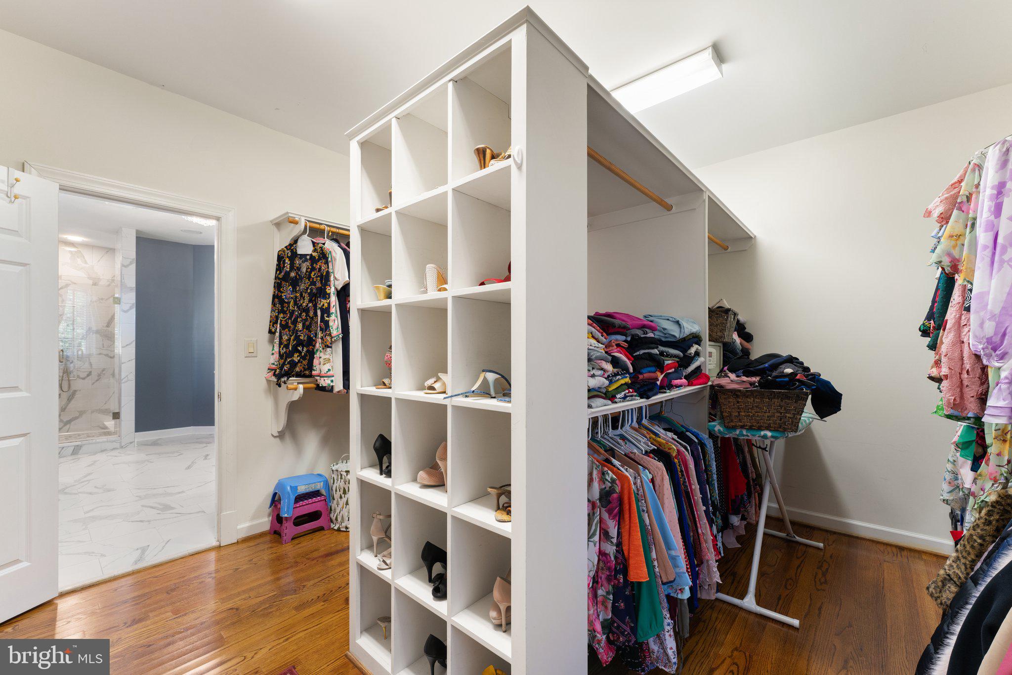 ASHBURN FARM - Residential