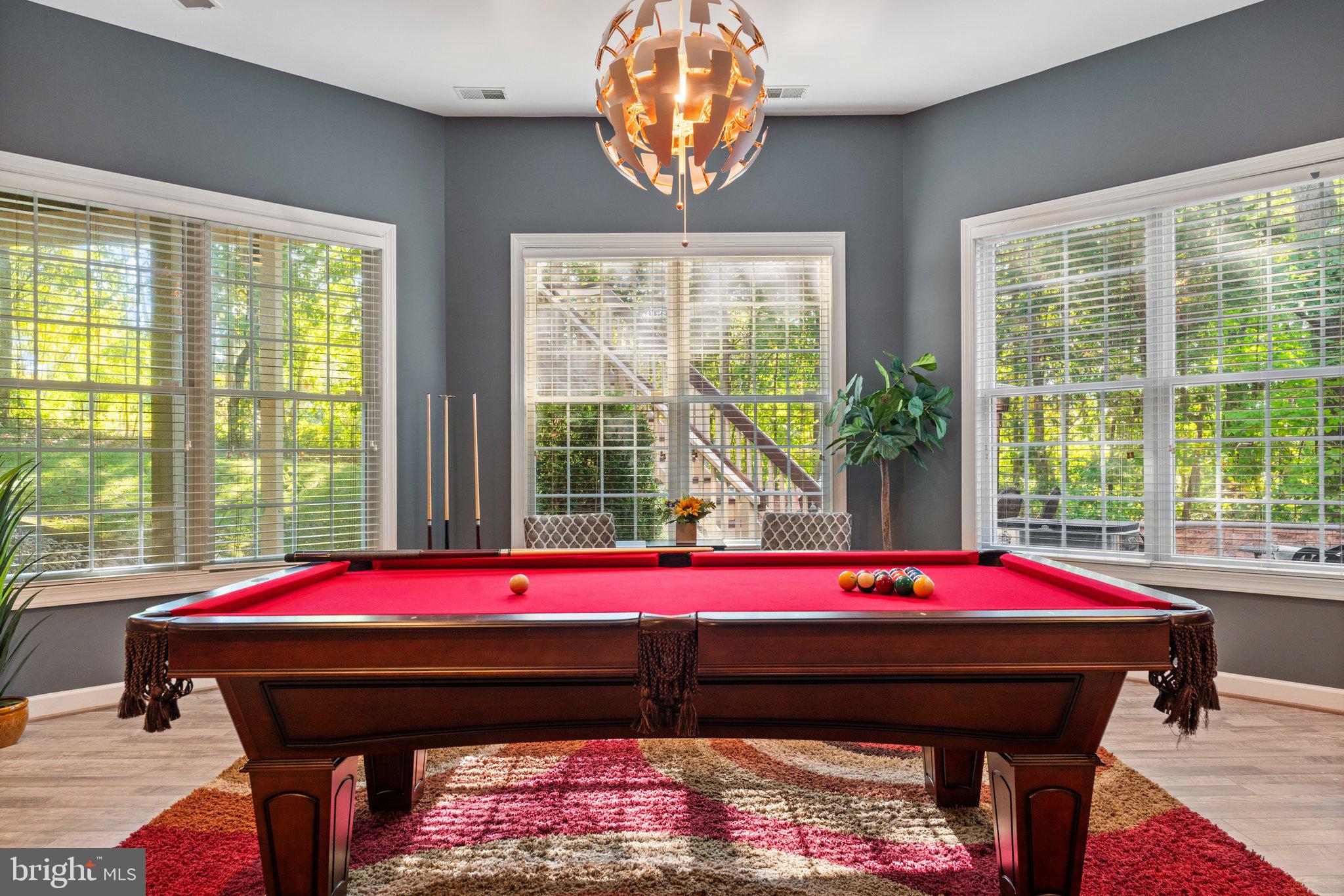 ASHBURN FARM - Residential