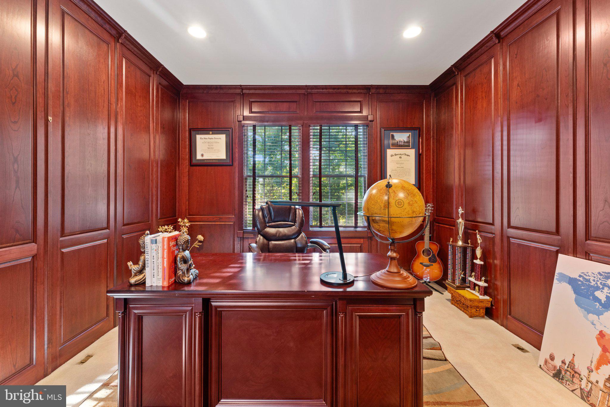 ASHBURN FARM - Residential