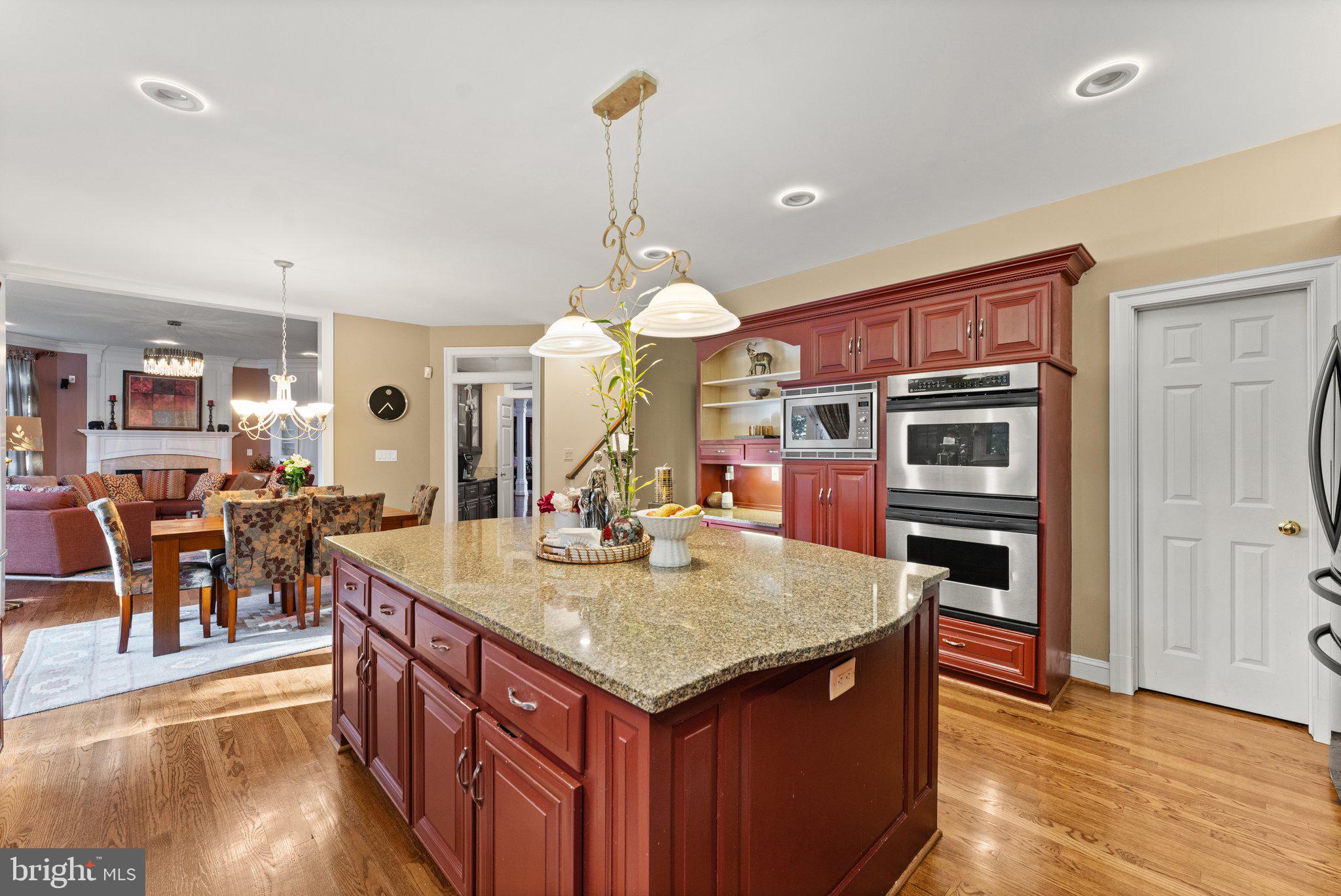 ASHBURN FARM - Residential