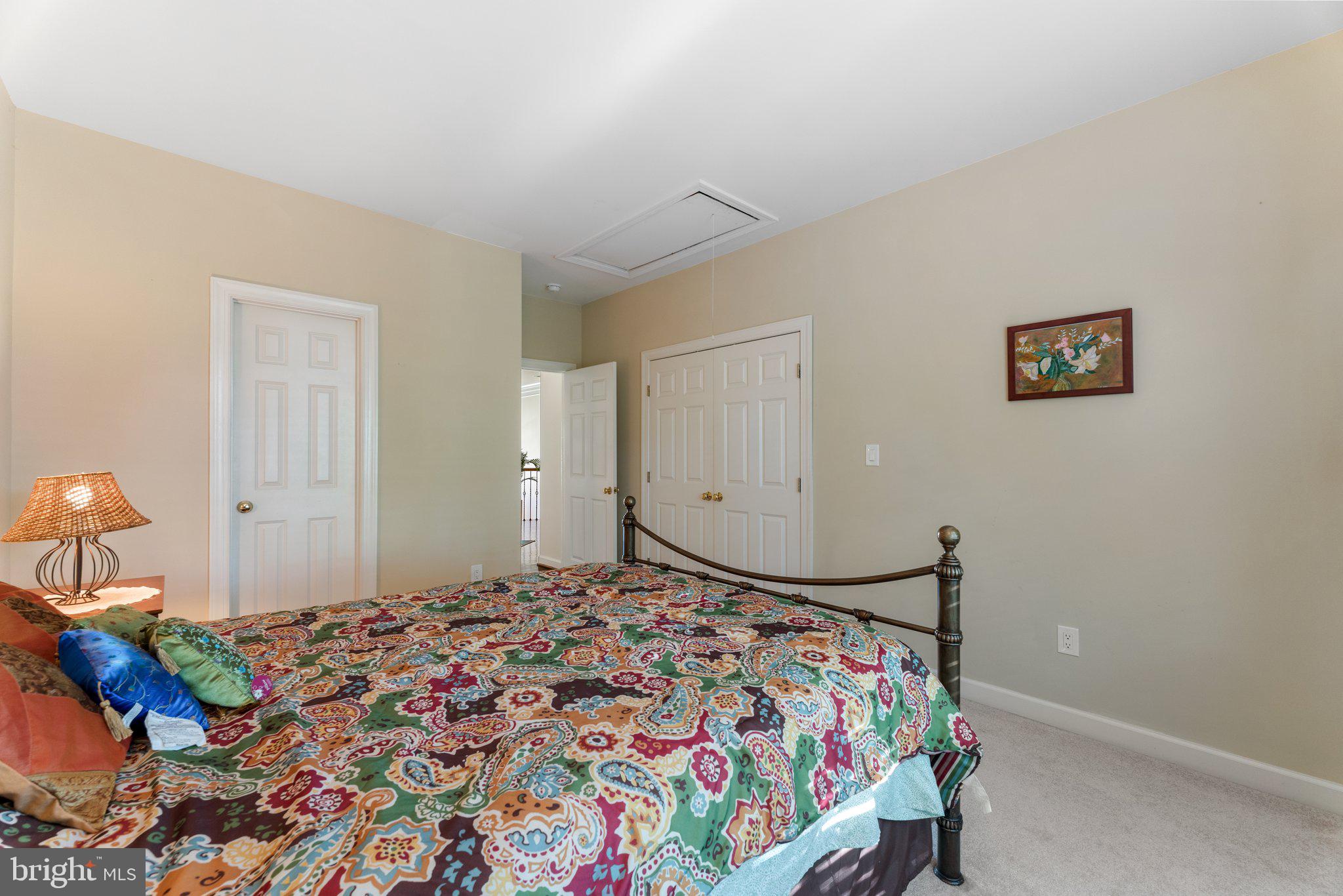 ASHBURN FARM - Residential