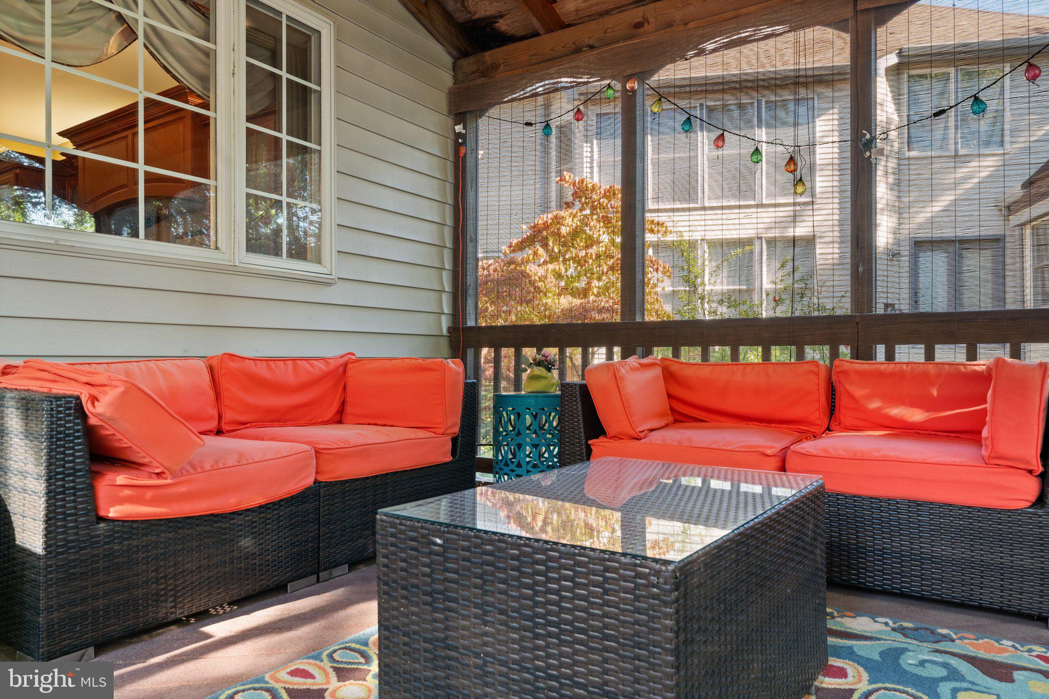 ASHBURN FARM - Residential