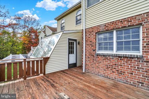 Tiny photo for 34 Jean Lo Way, YORK, PA 17406 (MLS # PAYK2092926)