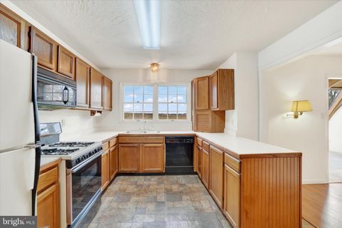 Tiny photo for 34 Jean Lo Way, YORK, PA 17406 (MLS # PAYK2092926)