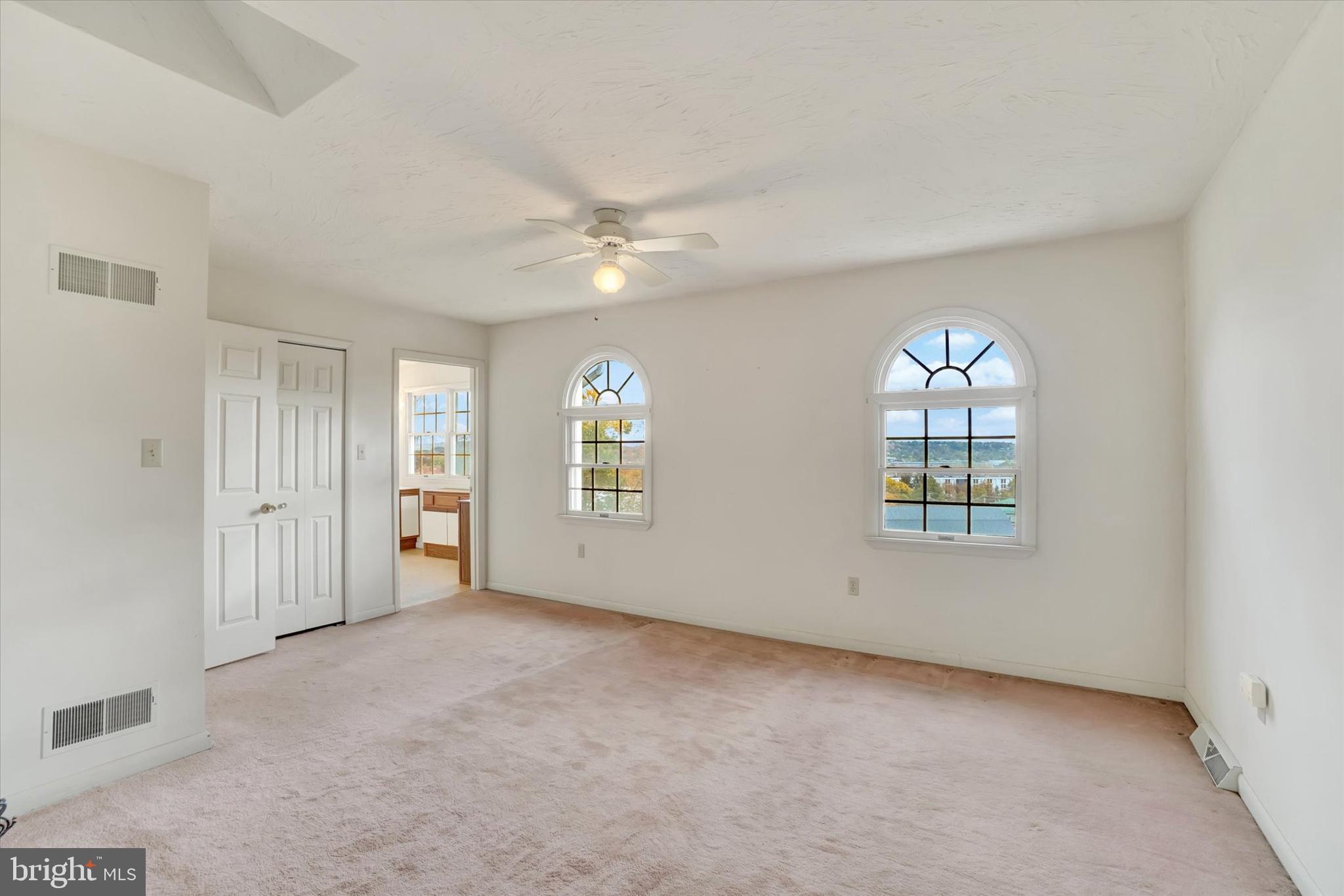 AVALONG PLACE - Residential