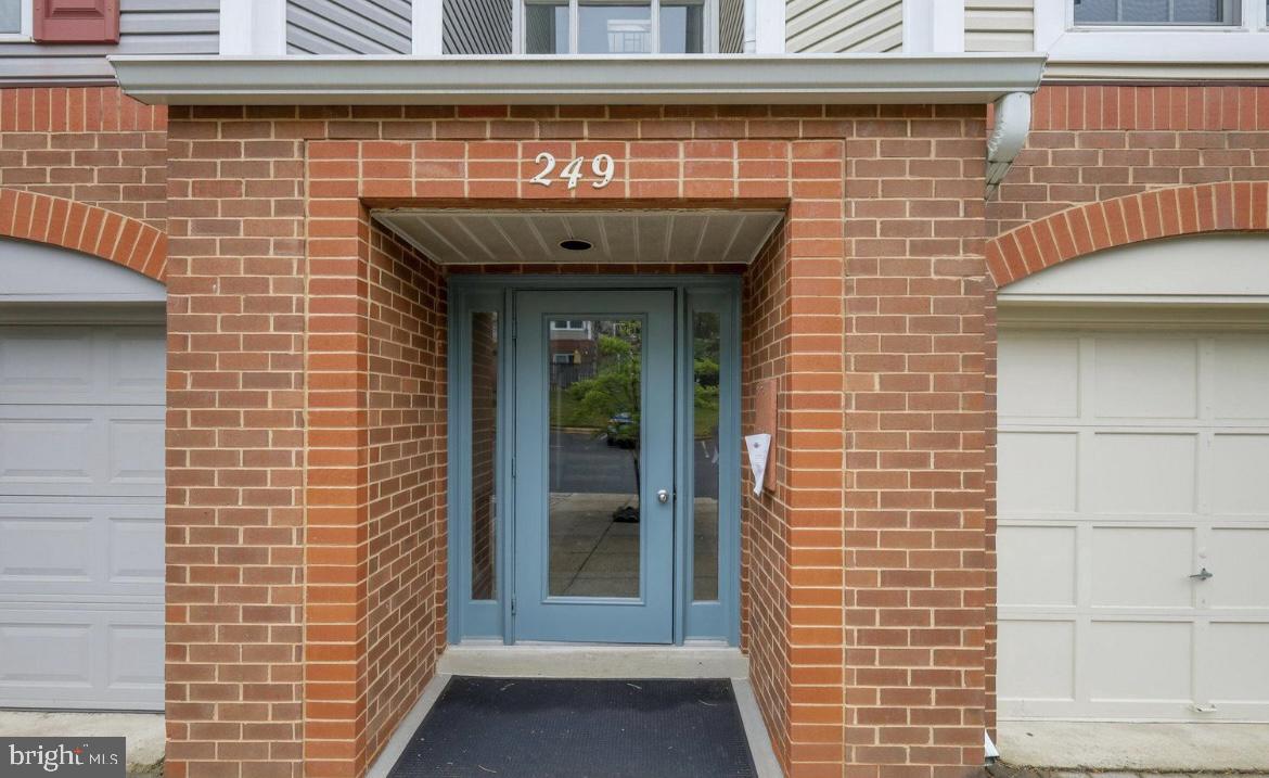 249 S PICKETT STREET 302