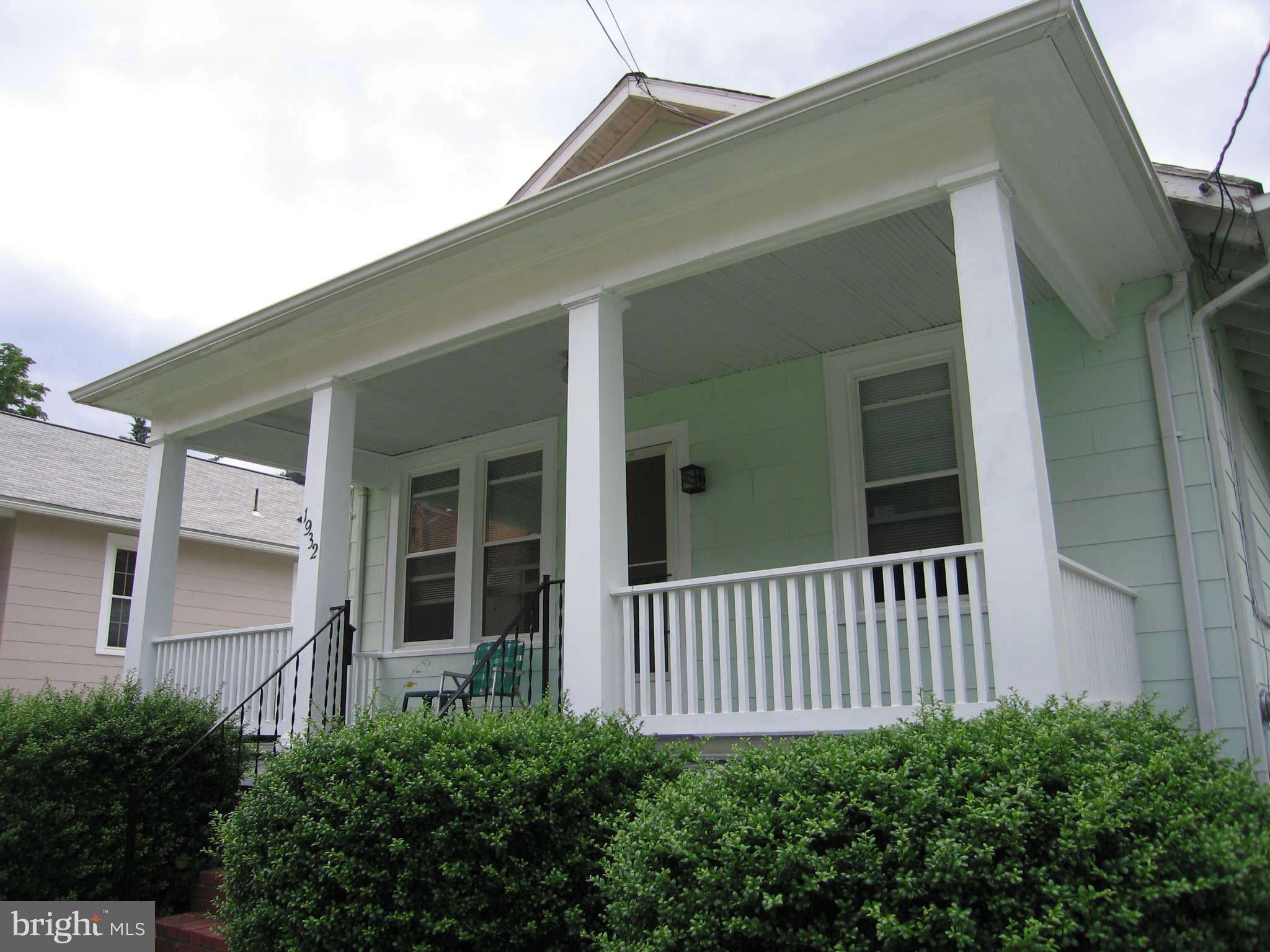 CLARENDON - Residential Lease