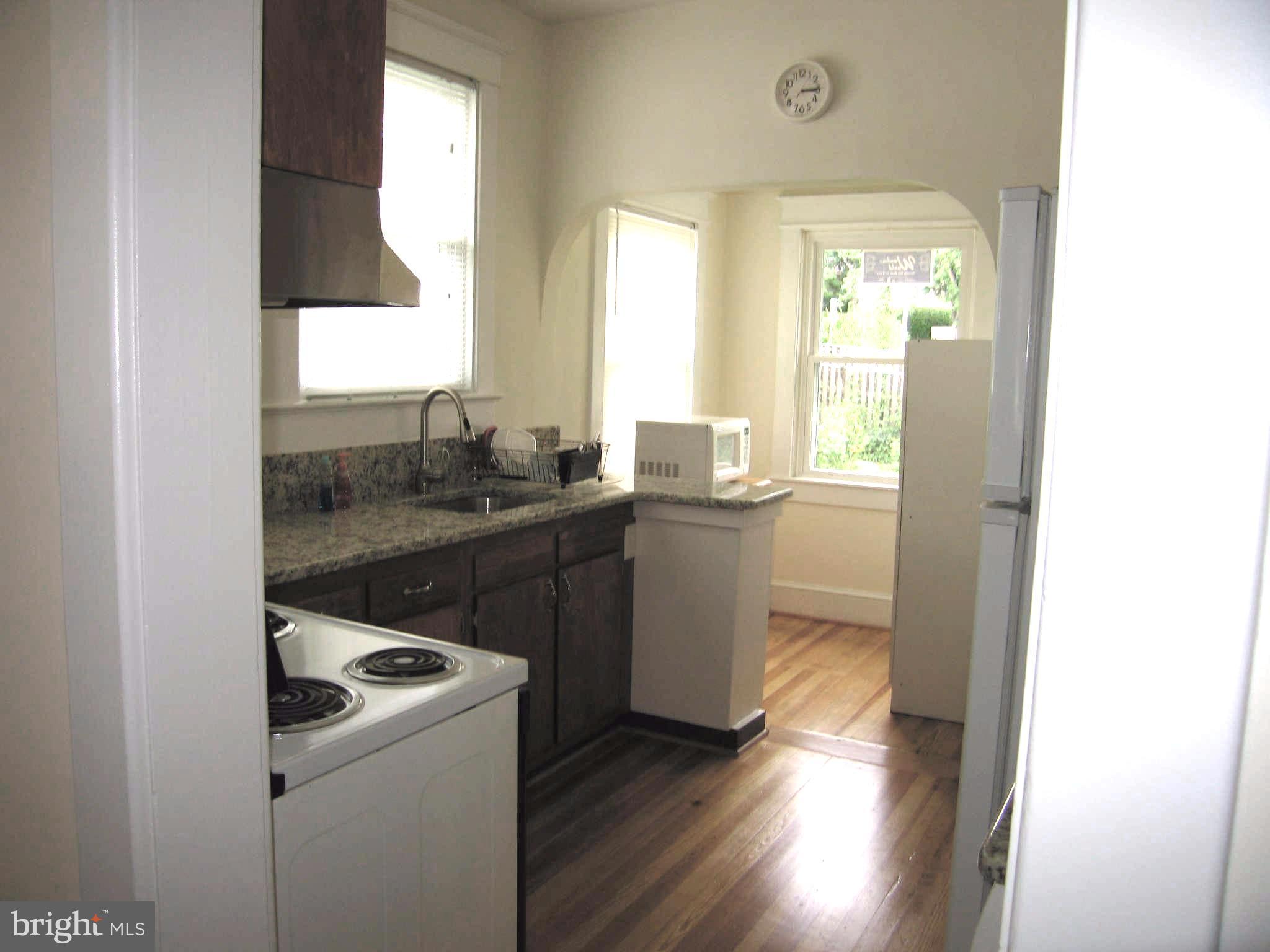 CLARENDON - Residential Lease