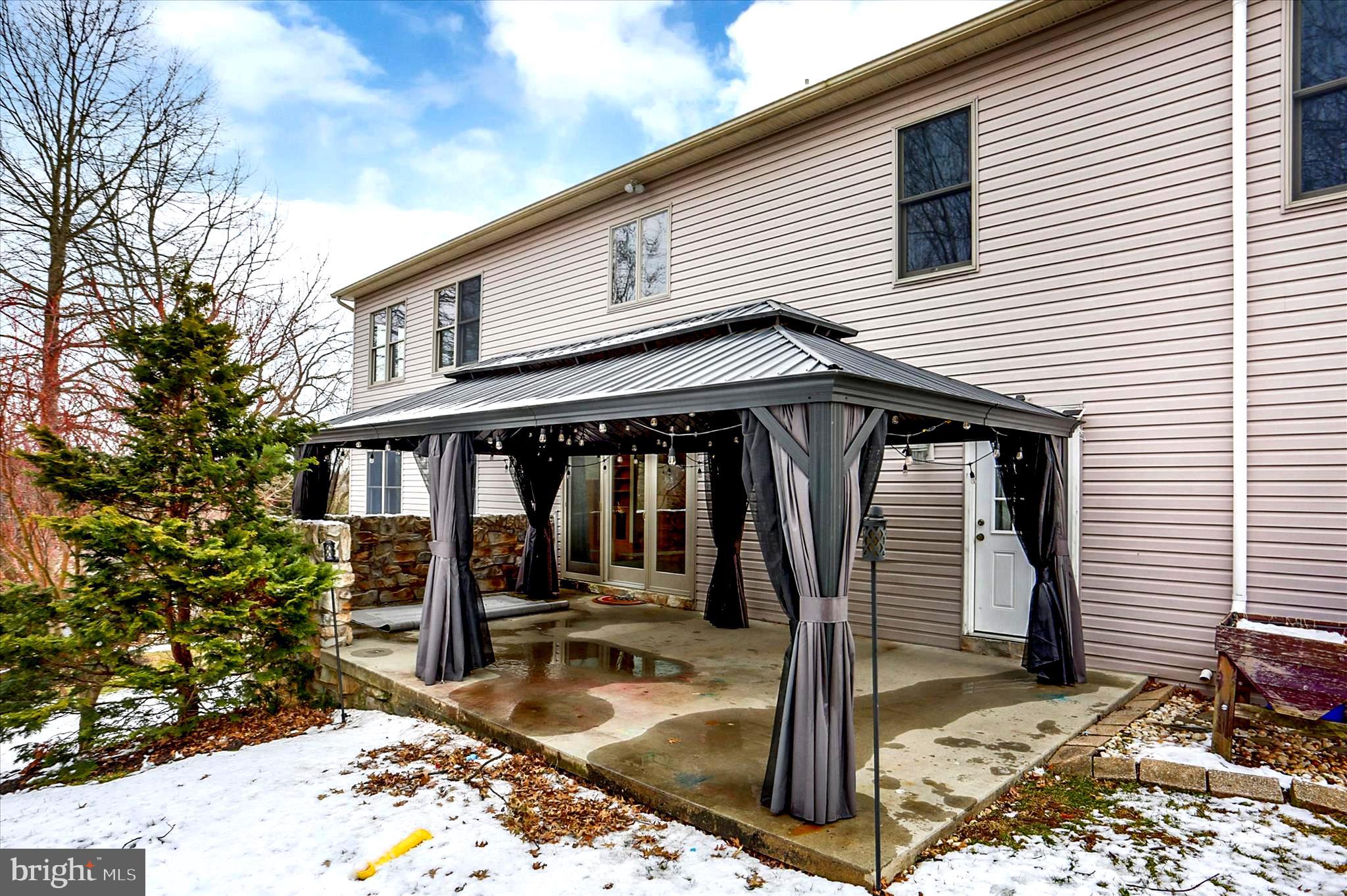 GRAYSTONE FARMS - Residential