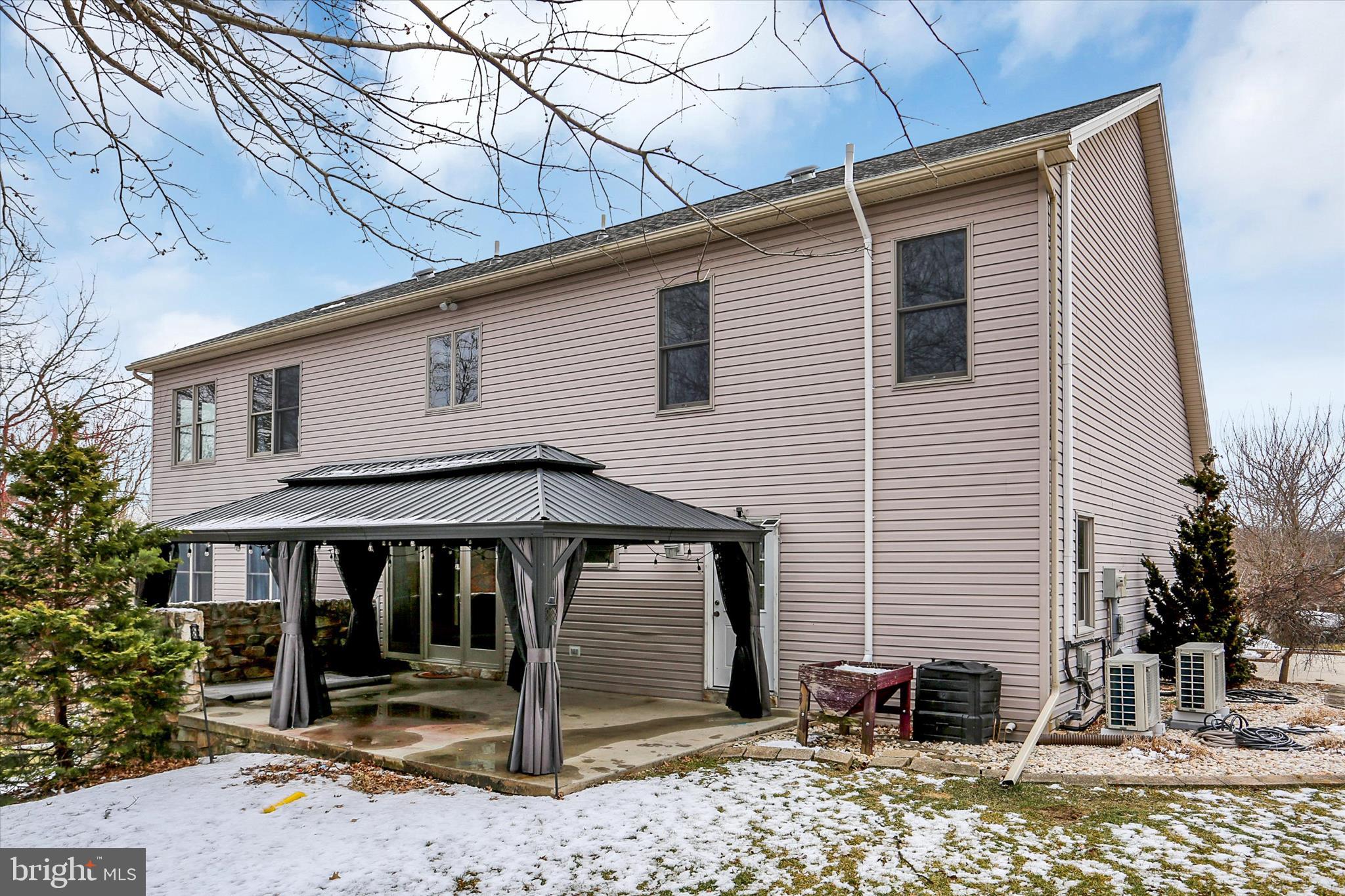 GRAYSTONE FARMS - Residential