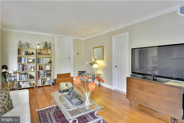 ARLINGTON - Residential