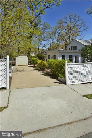 ARLINGTON - Residential