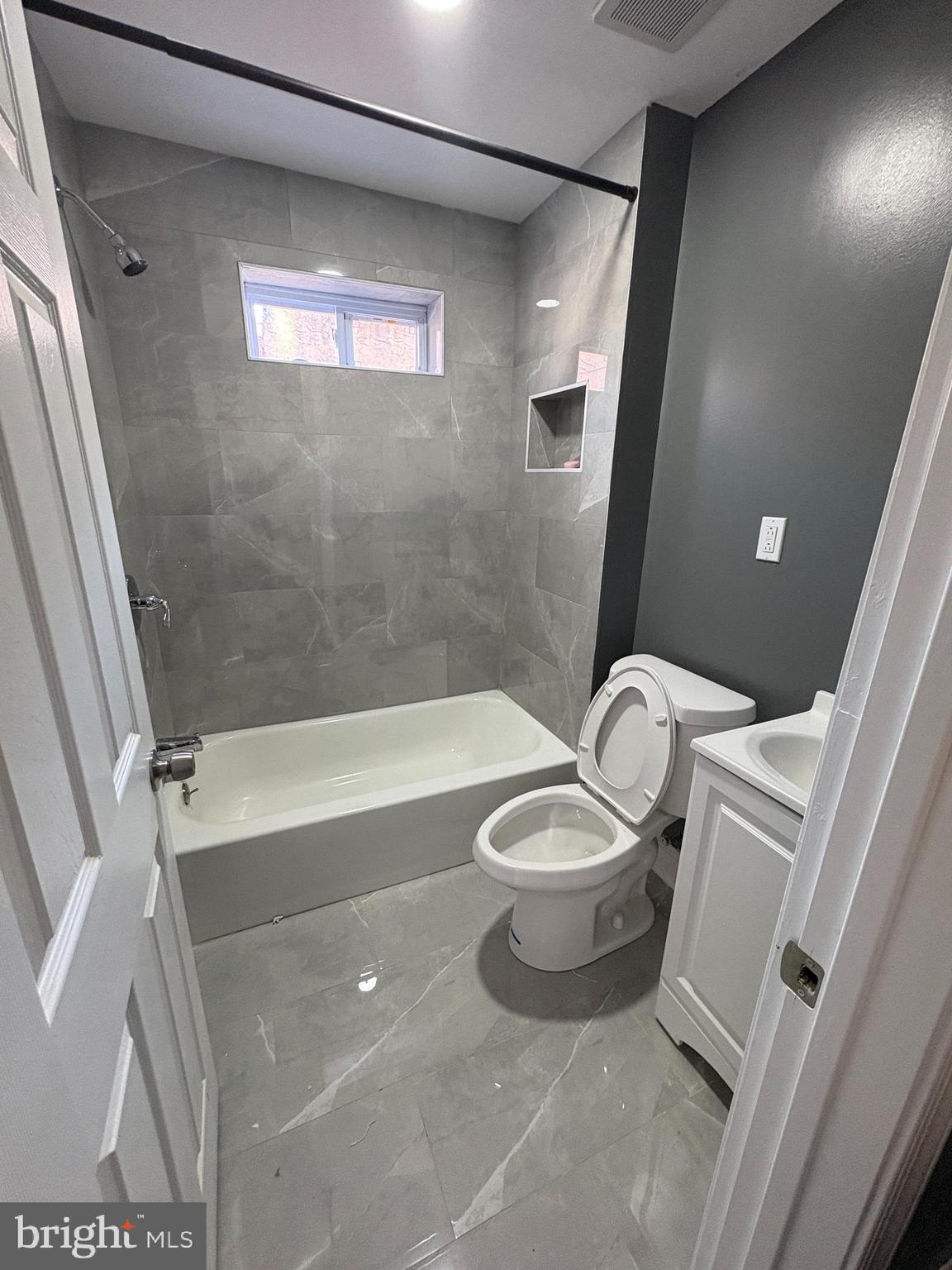 FAIRHILL - Residential Lease