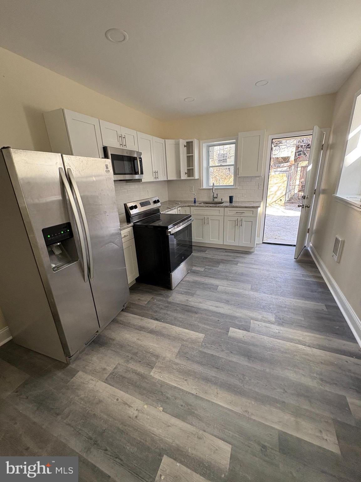 FAIRHILL - Residential Lease