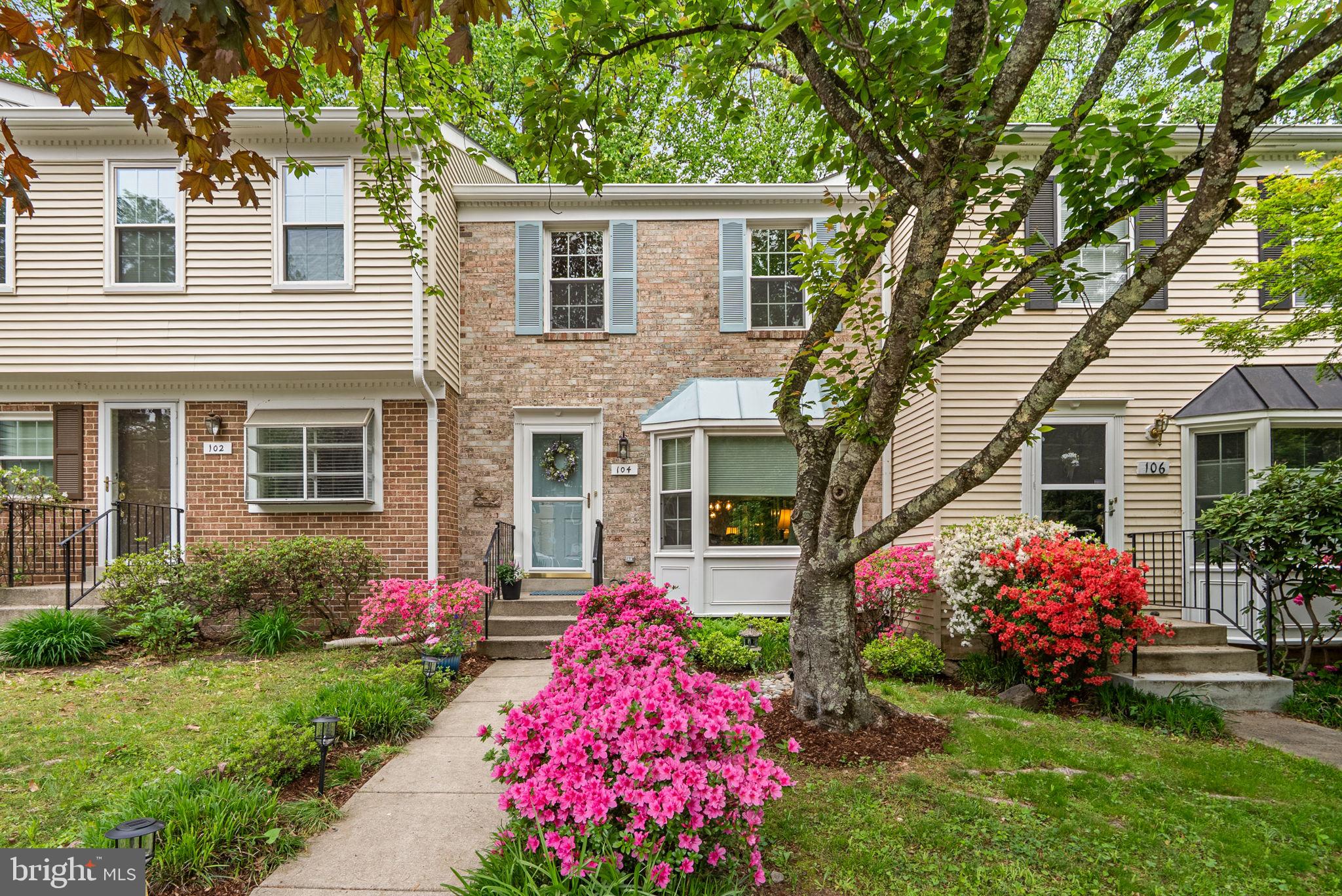 104 KESTREL COURT