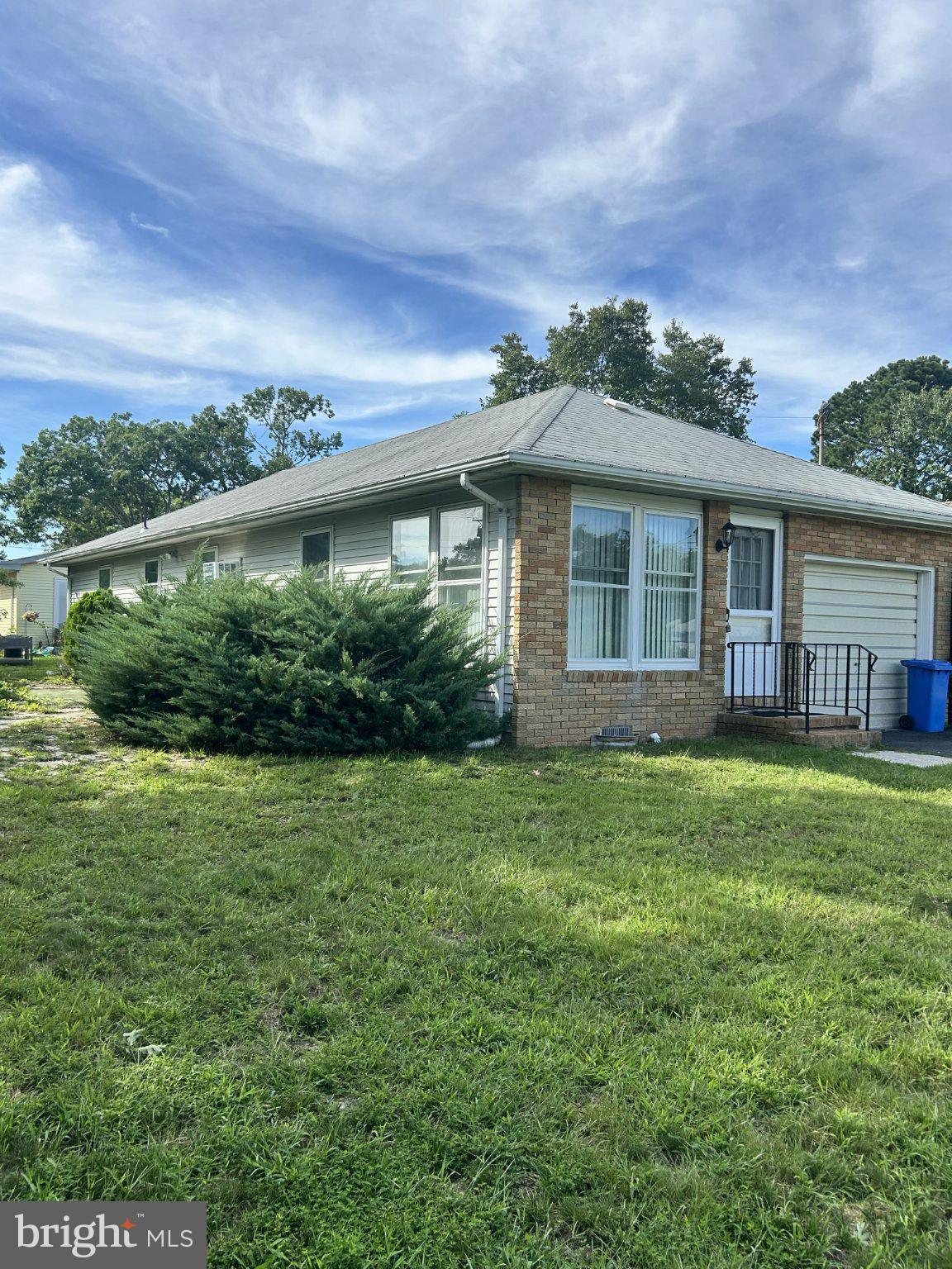 2 ACORN ROAD